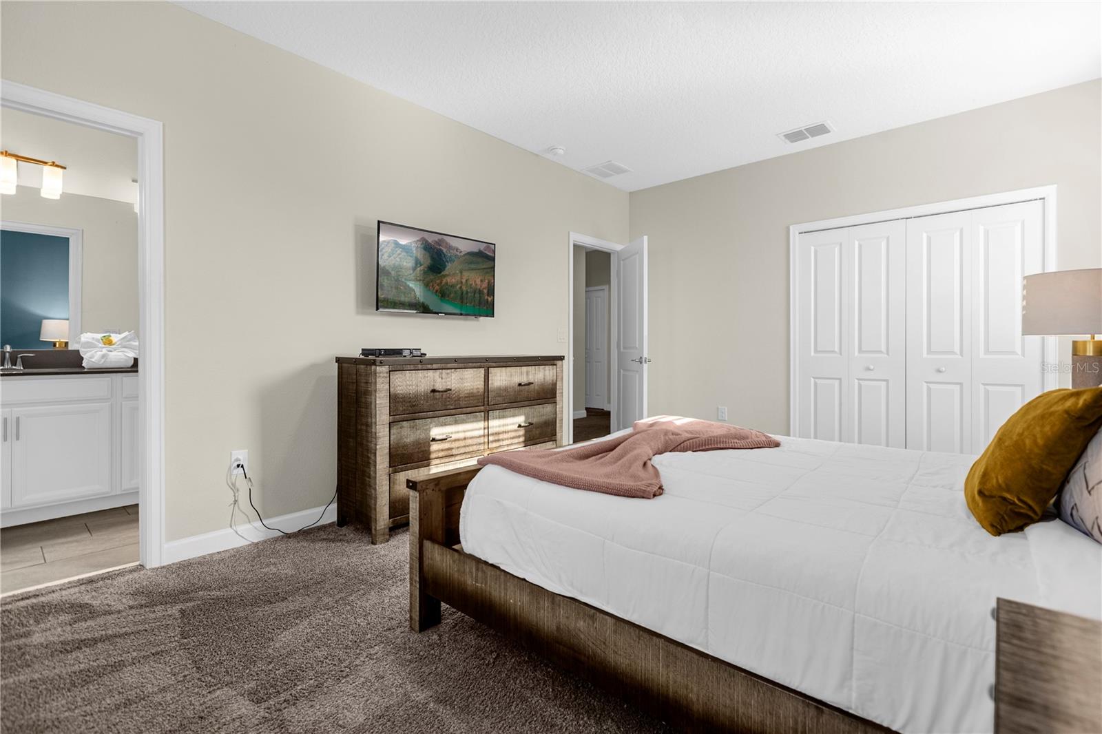 8950 CABOT CLIFFS DRIVE, Davenport, FL 33896