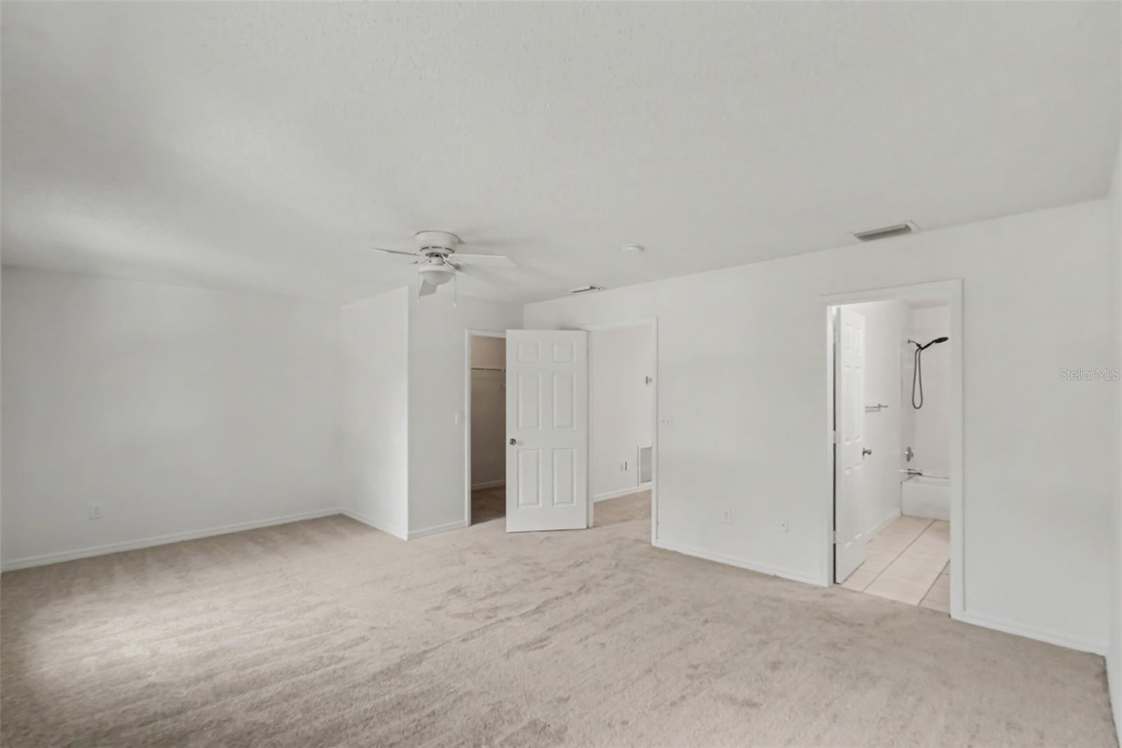 8419 EDGEWATER PLACE BOULEVARD, Tampa, FL 33615