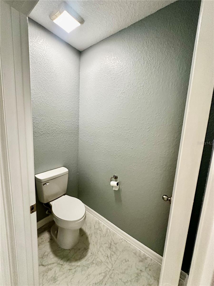 1437 WALLACE MANOR PASS, Winter Haven, FL 33880