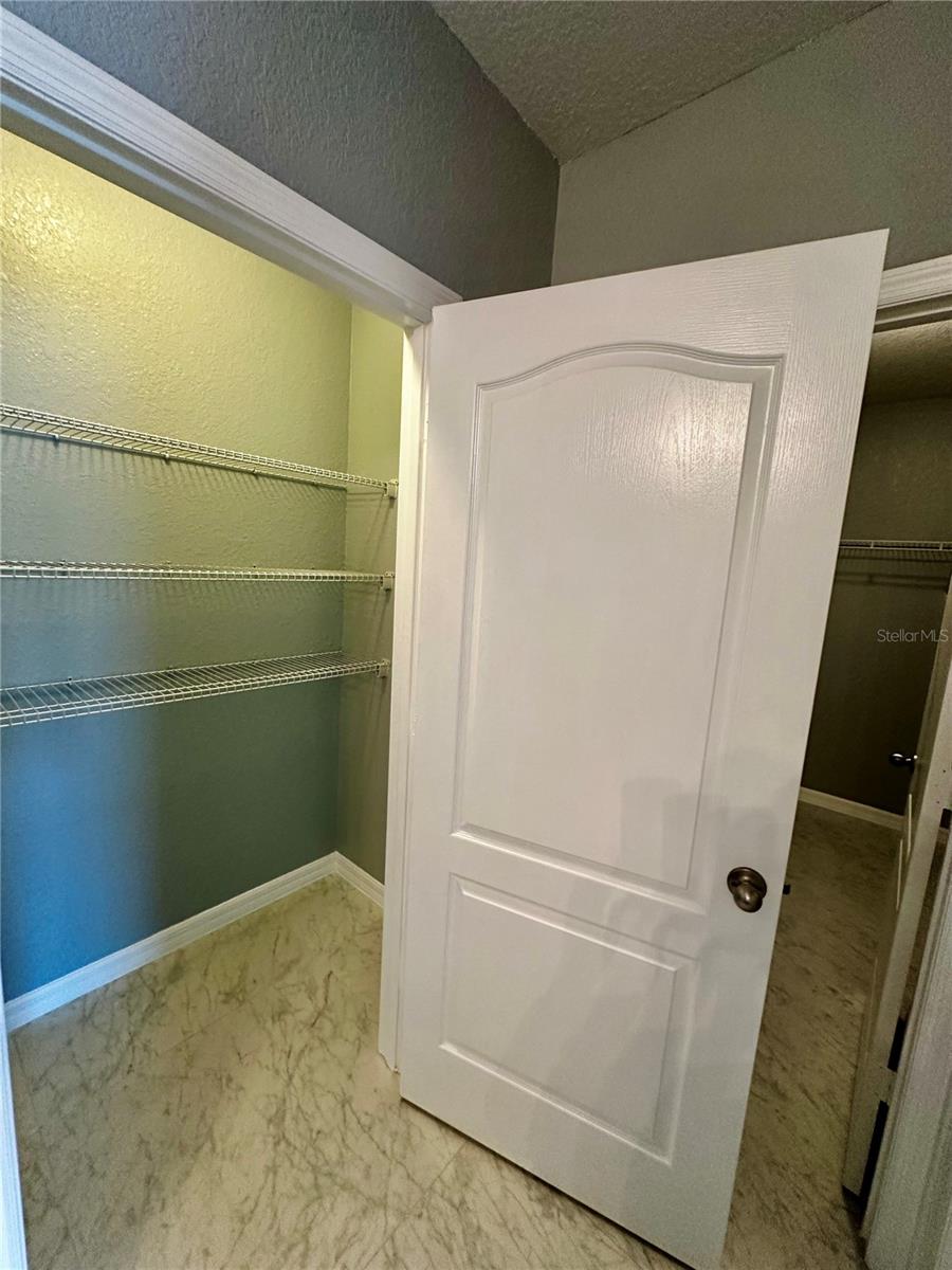 1437 WALLACE MANOR PASS, Winter Haven, FL 33880