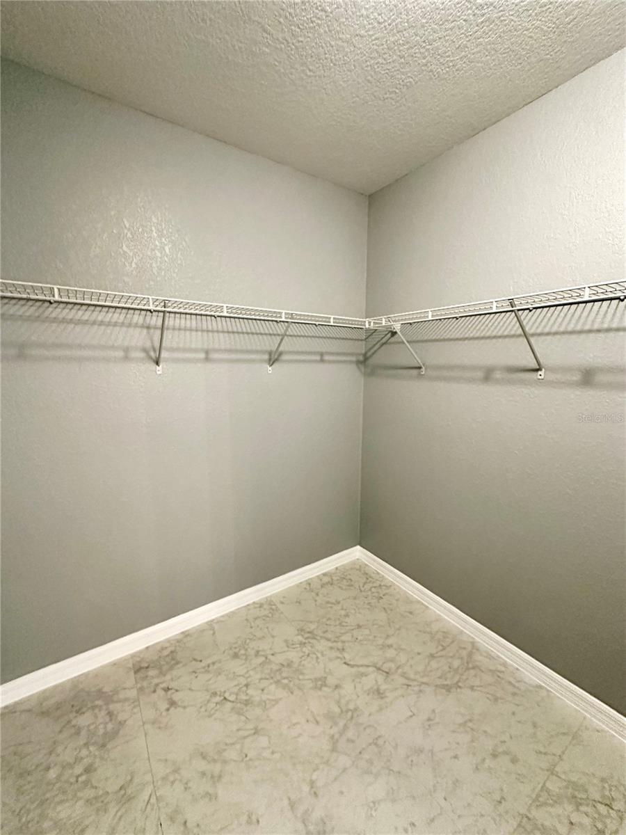 1437 WALLACE MANOR PASS, Winter Haven, FL 33880