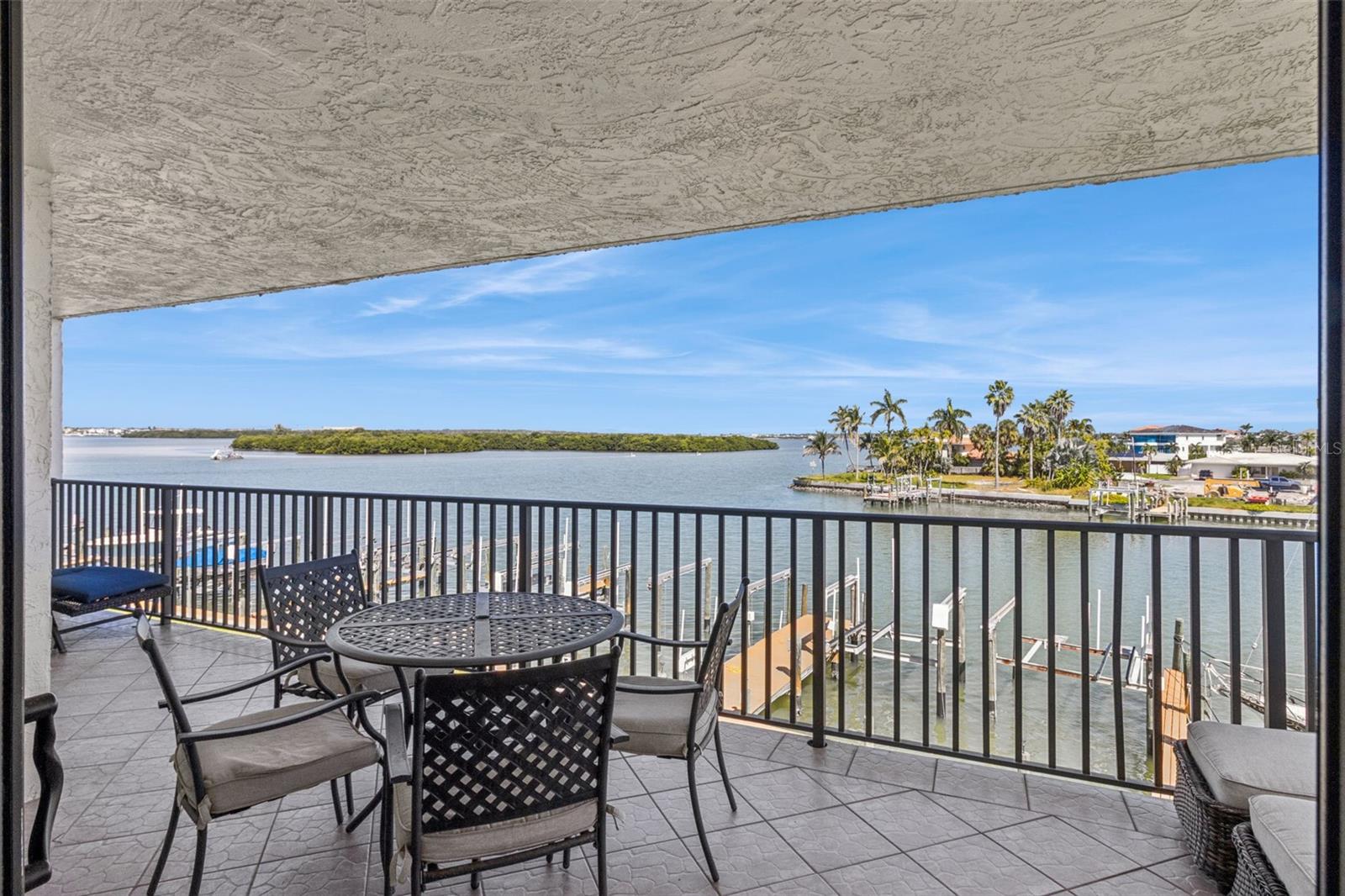 12525 3RD STREET E, #205, Treasure Island, FL 33706