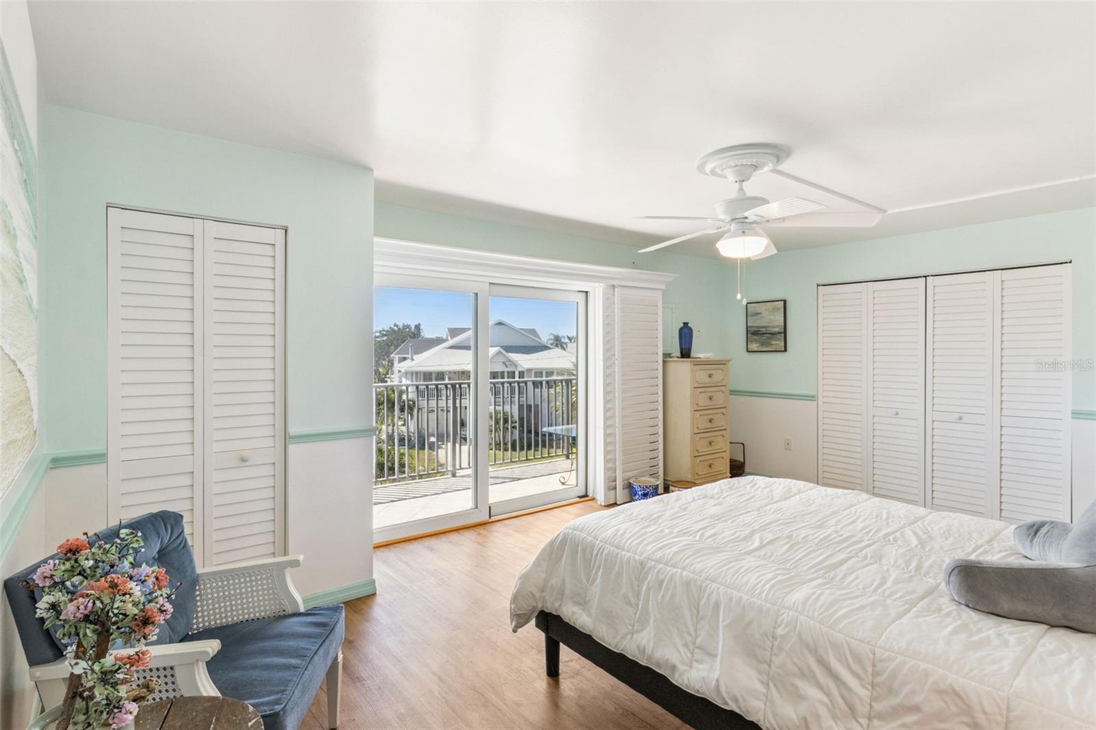 12525 3RD STREET E, #205, Treasure Island, FL 33706