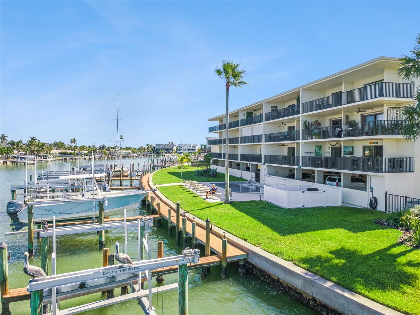 12525 3RD STREET E, #205, Treasure Island, FL 33706