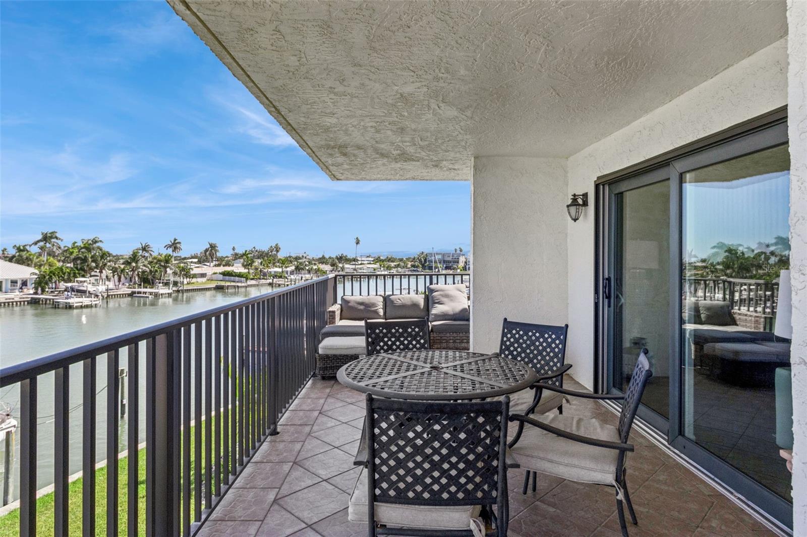 12525 3RD STREET E, #205, Treasure Island, FL 33706
