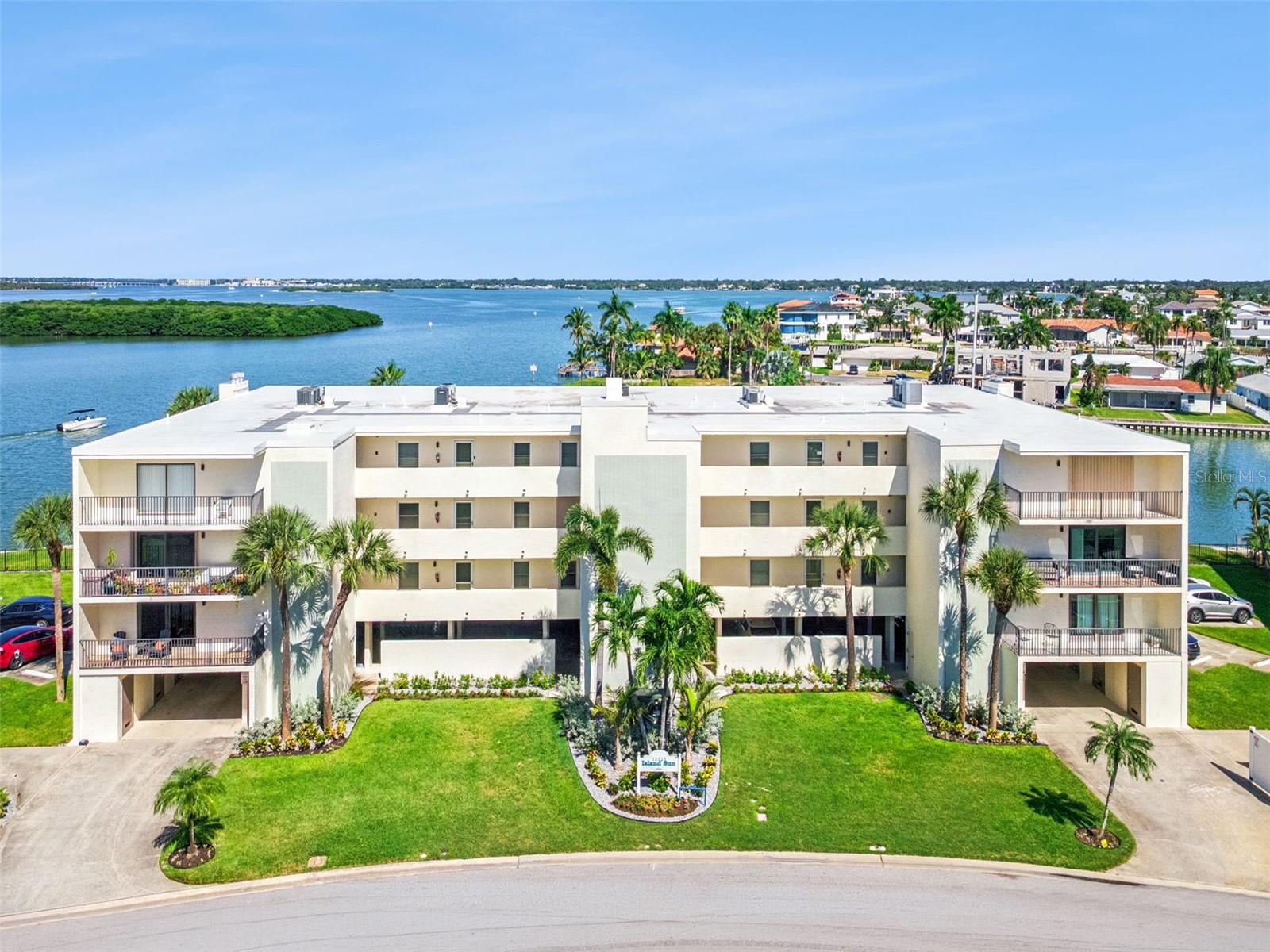 12525 3RD STREET E, #205, Treasure Island, FL 33706