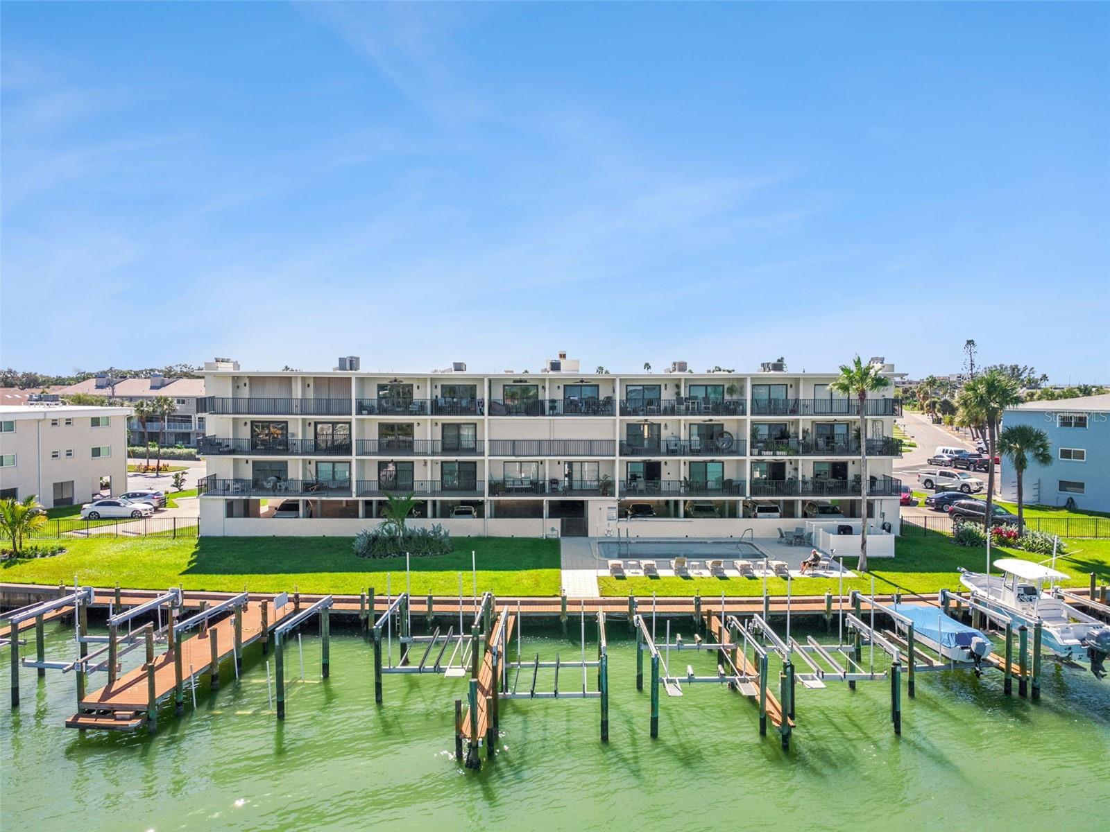 12525 3RD STREET E, #205, Treasure Island, FL 33706