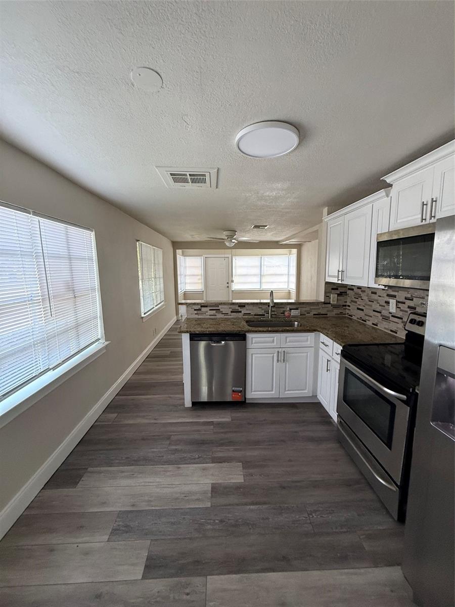 1502 INDIANA AVENUE, St Cloud, FL 34769