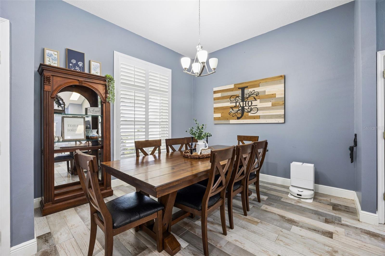1505 Grassy Ridge Ln - dining room 1505 Grassy Ridge Ln - dining room