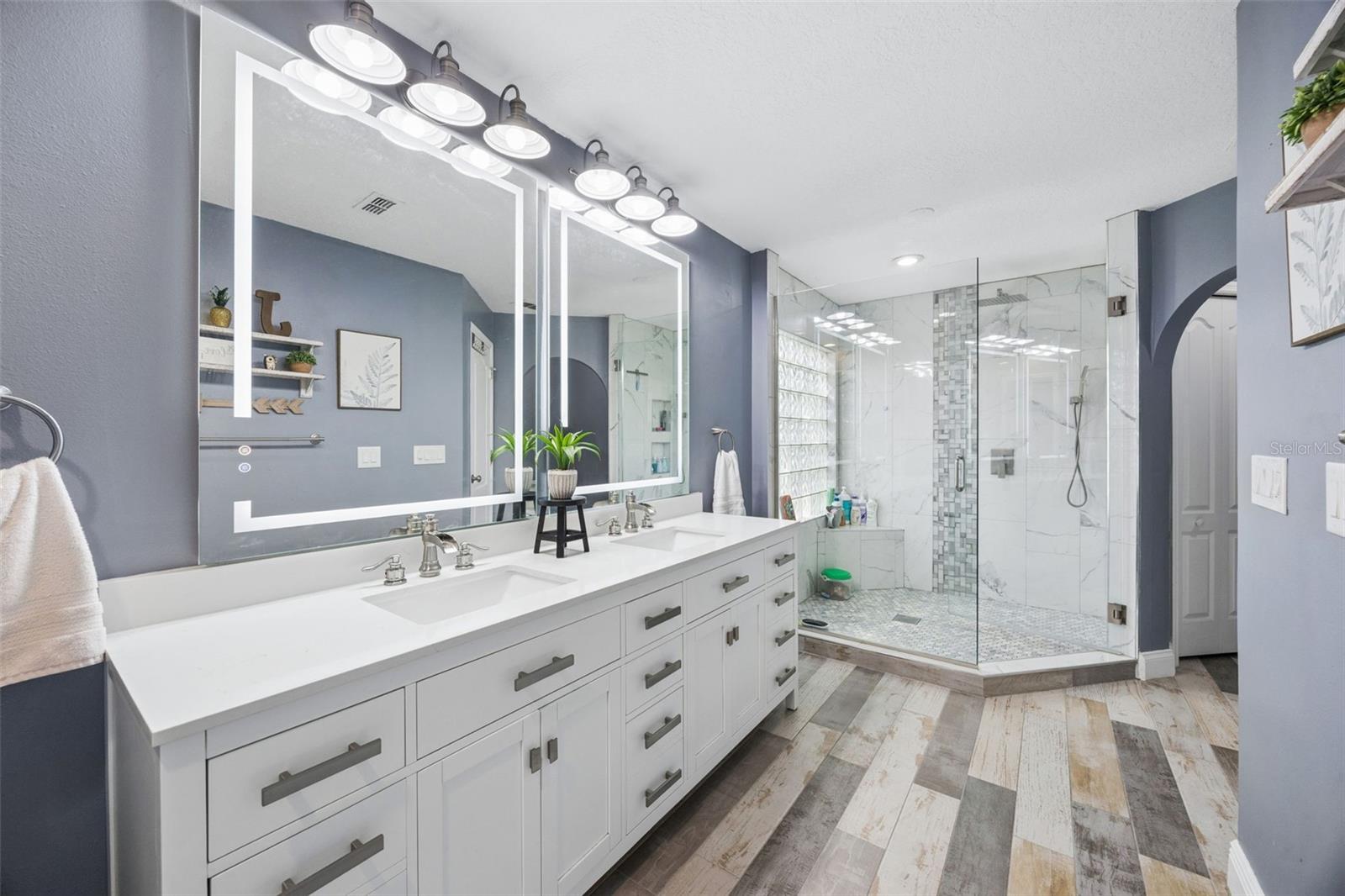 1505 Grassy Ridge Ln - Updated primary bathroom 1505 Grassy Ridge Ln - Updated primary bathroom