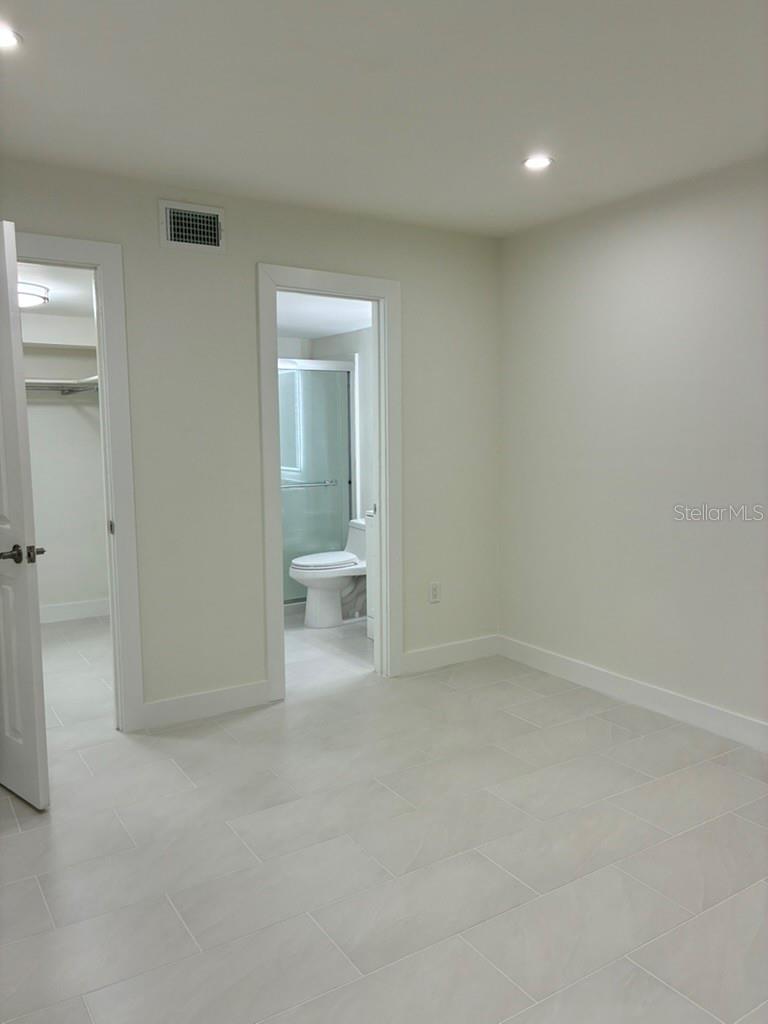 Master bedroom bath and walk-in closet