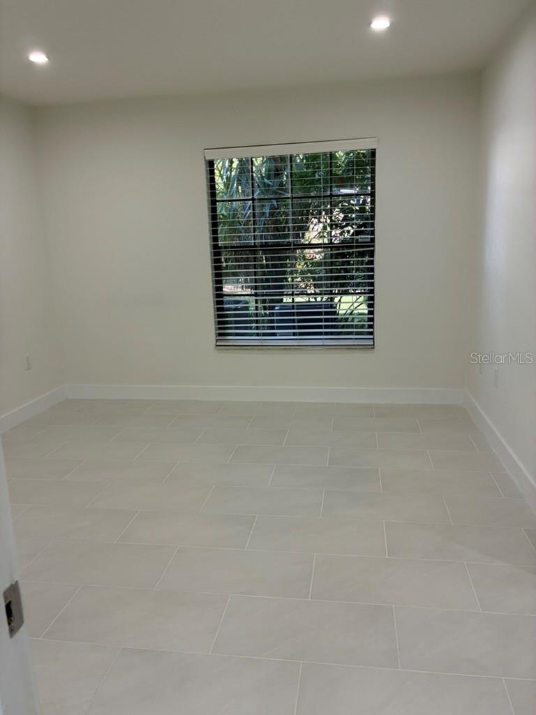 2nd bedroom with built-in closet