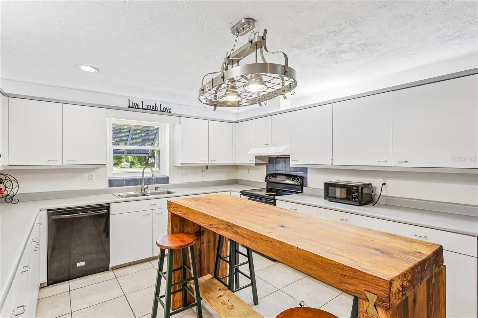 33 DRESDEN CIRCLE, Ormond Beach, FL 32174