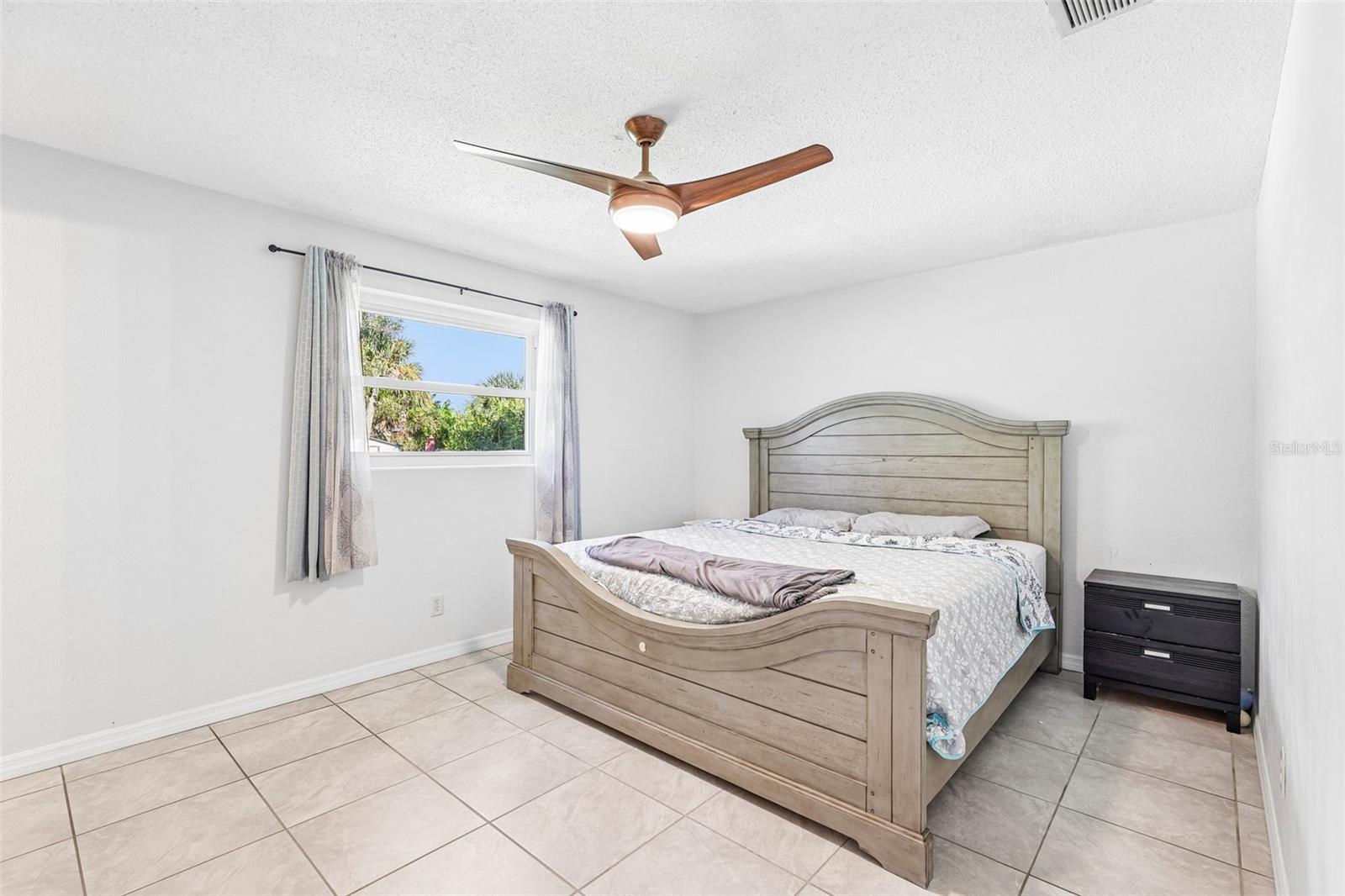33 DRESDEN CIRCLE, Ormond Beach, FL 32174