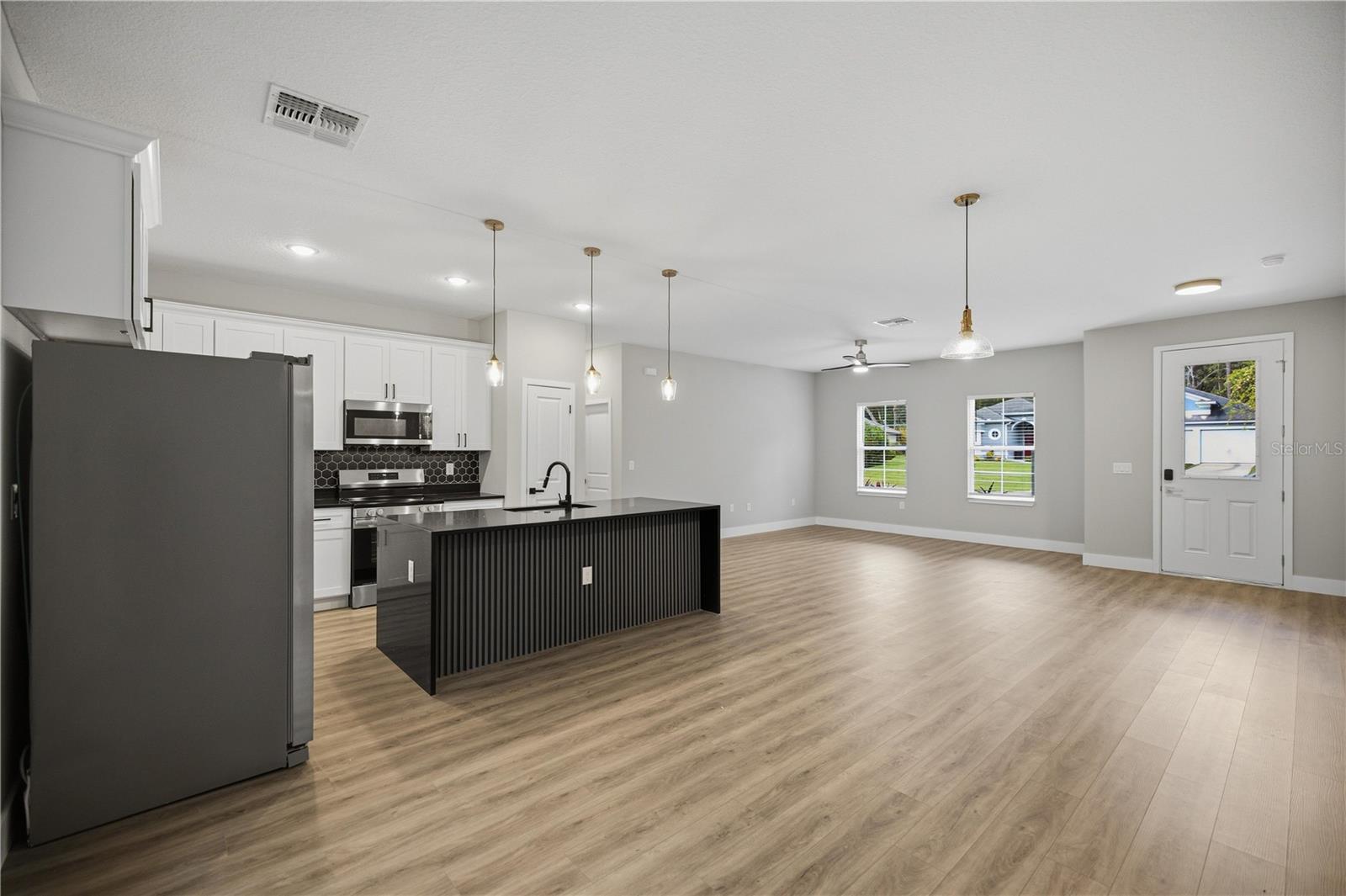 9235 N DANUBE LOOP, Citrus Springs, FL 34434