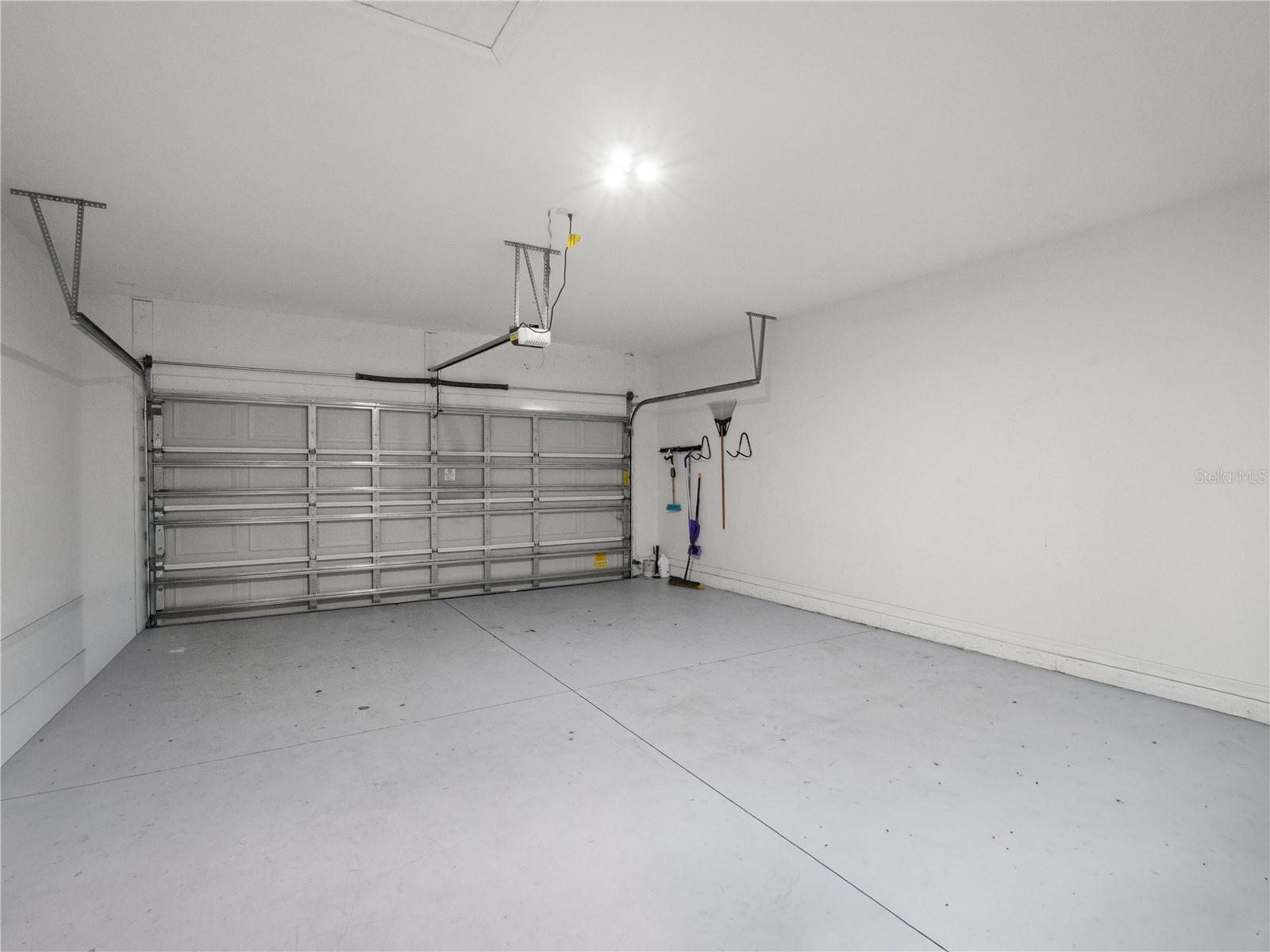 2-Car Garage
