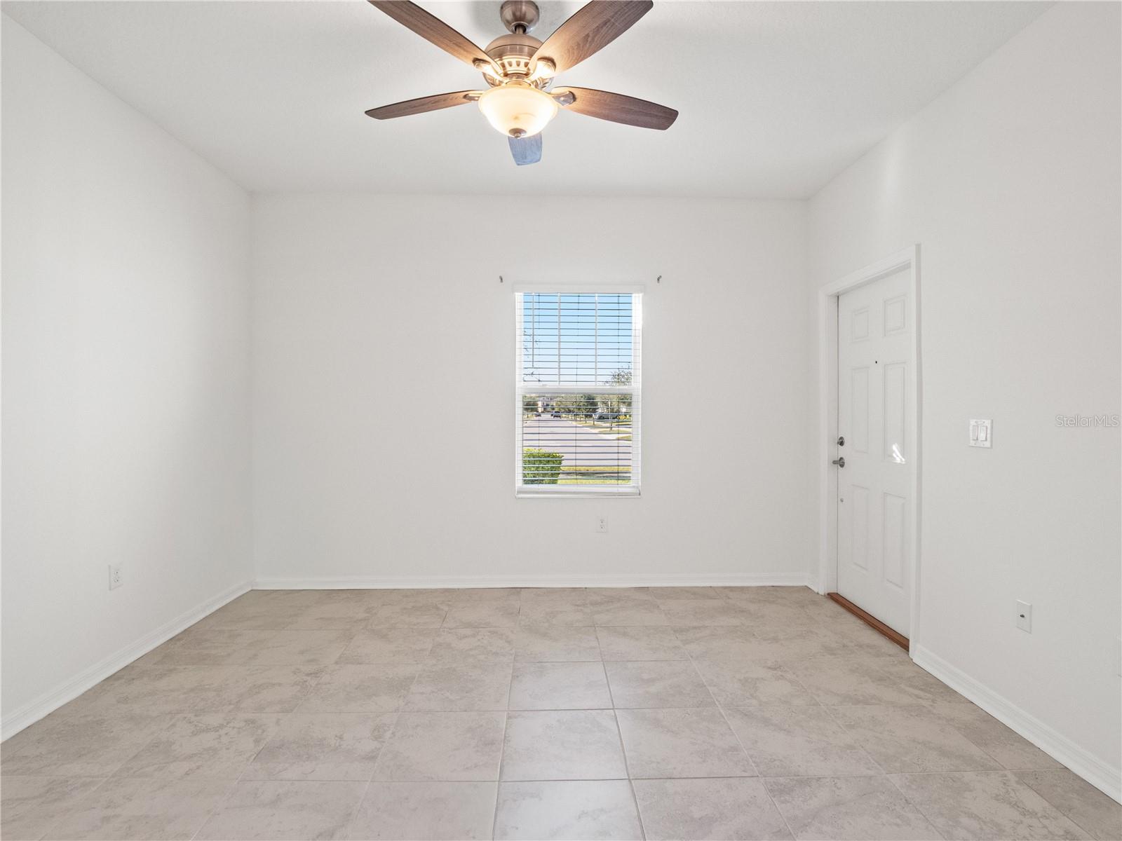 Secondary Living Space  Living Area