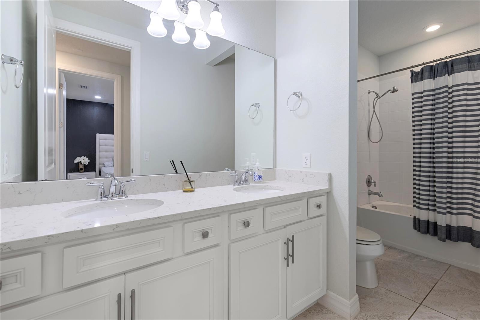 355 PAUL POINT, Lake Mary, FL 32746