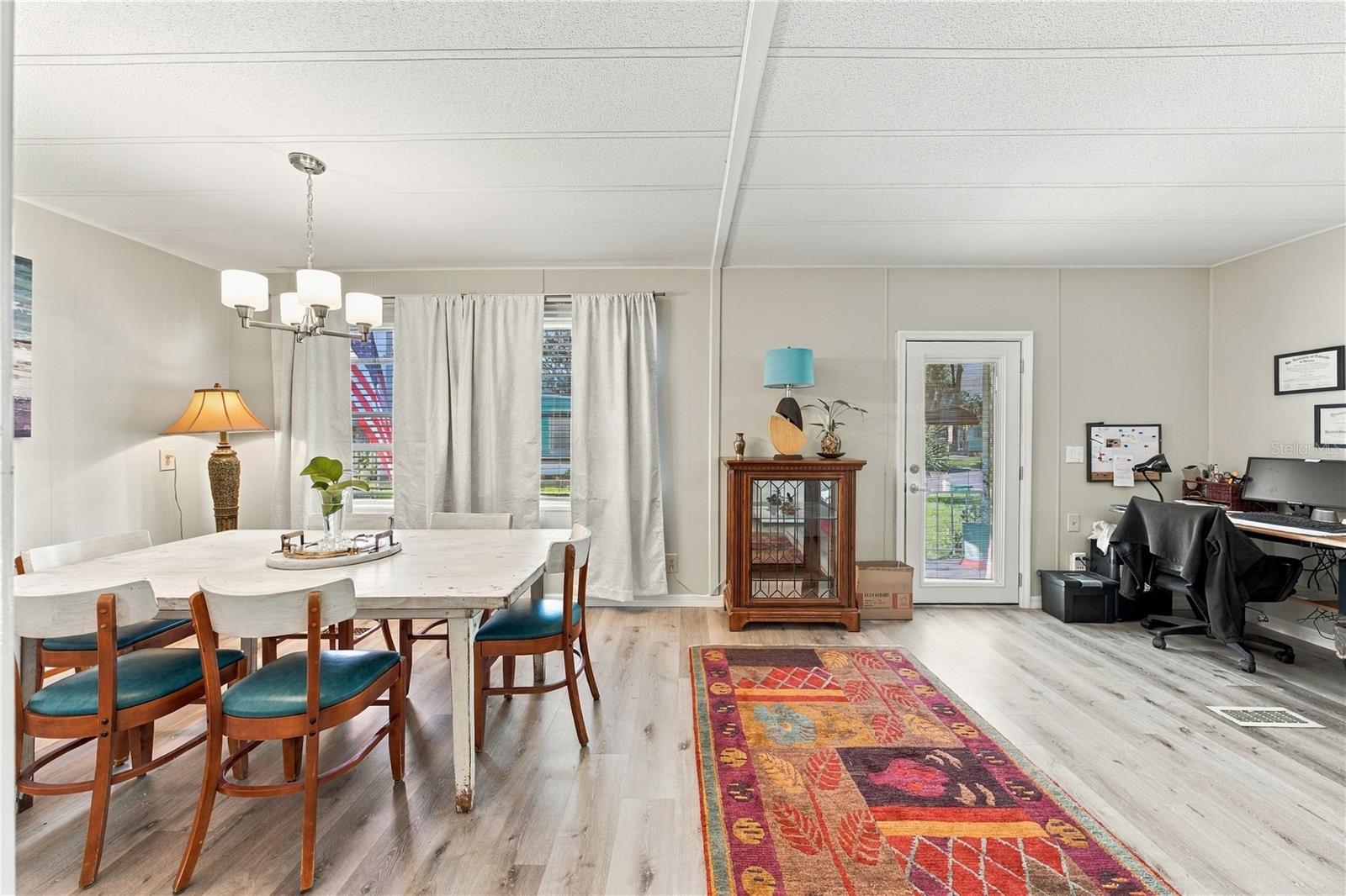 Dining Room / Living Room