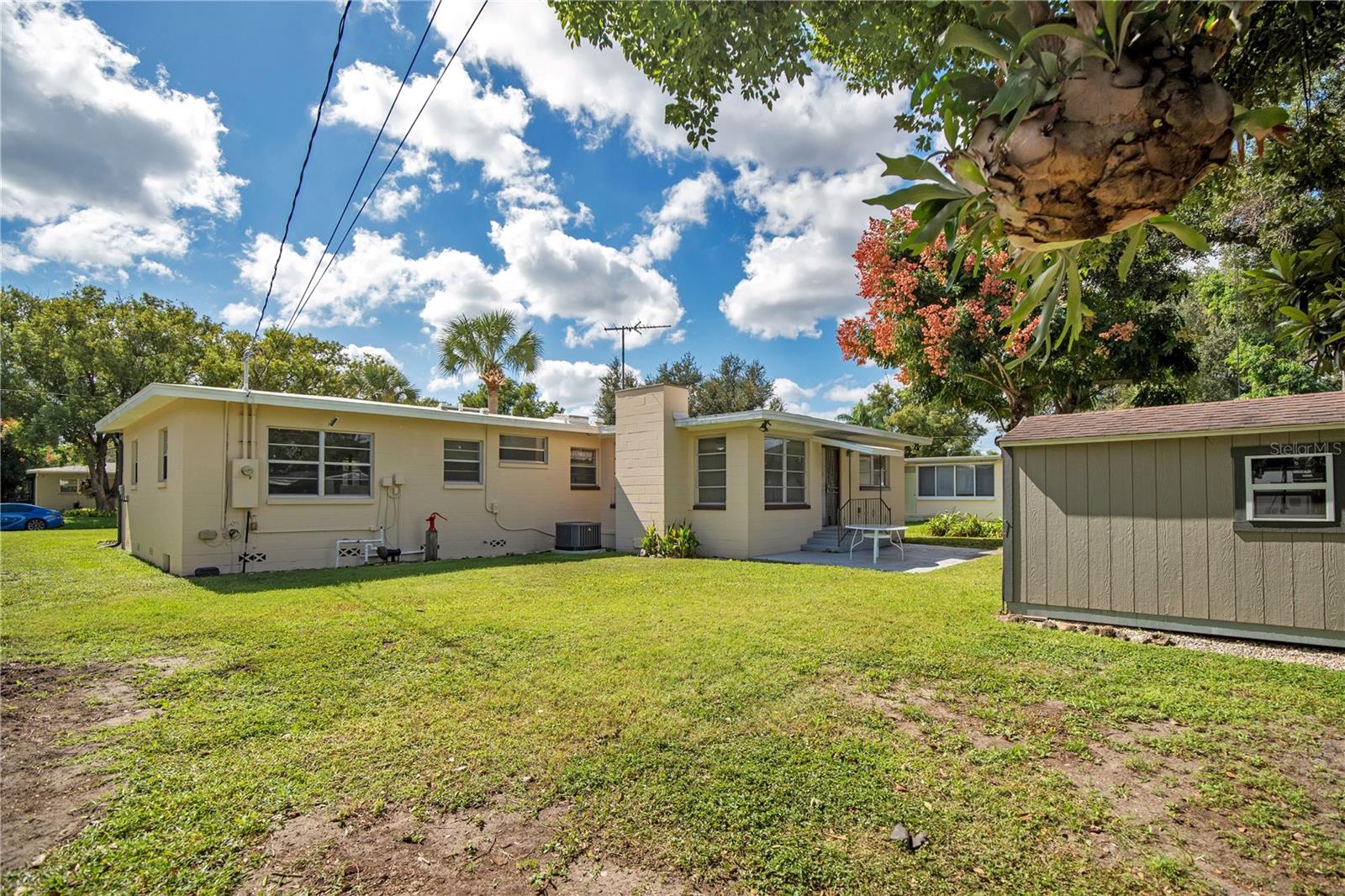 3301 COE AVENUE, Orlando, FL 32806