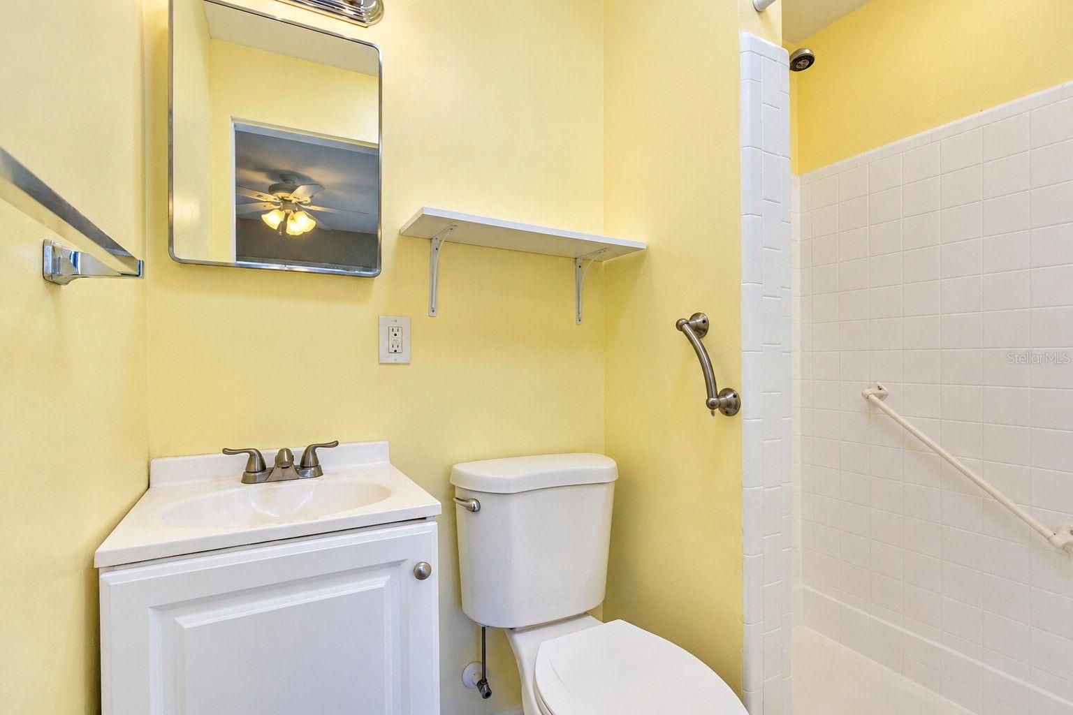 3301 COE AVENUE, Orlando, FL 32806