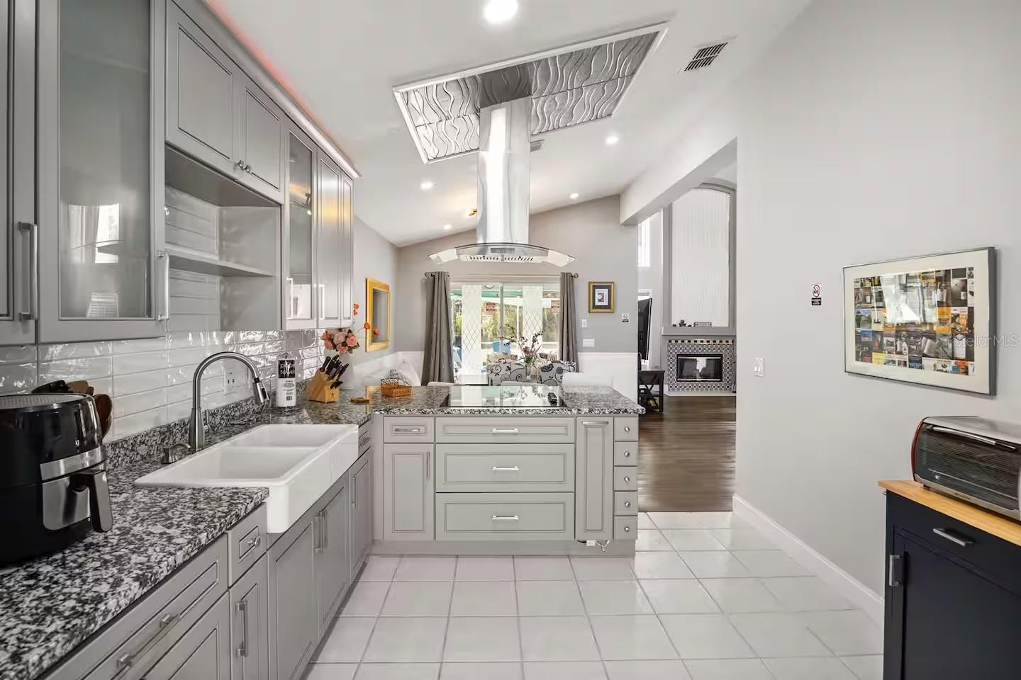 462 TROON CIRCLE, Davenport, FL 33897 462 TROON CIRCLE, Davenport, FL 33897