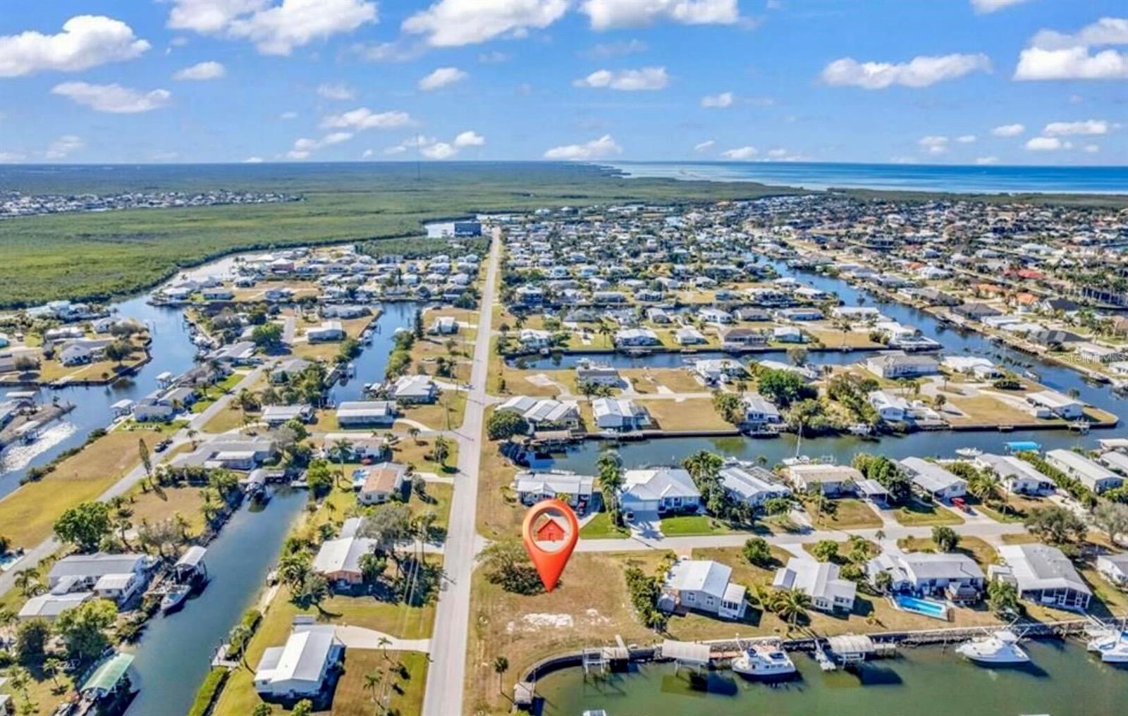 700 HOLLYHILL COURT, Punta Gorda, FL 33950