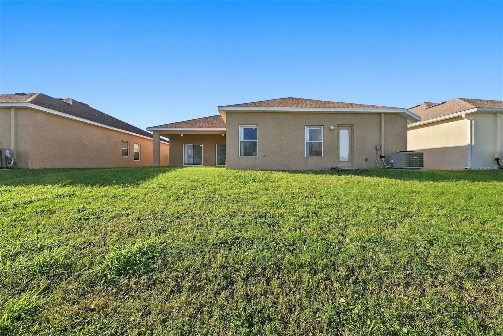 1822 MIRA LAGO CIRCLE, Ruskin, FL 33570