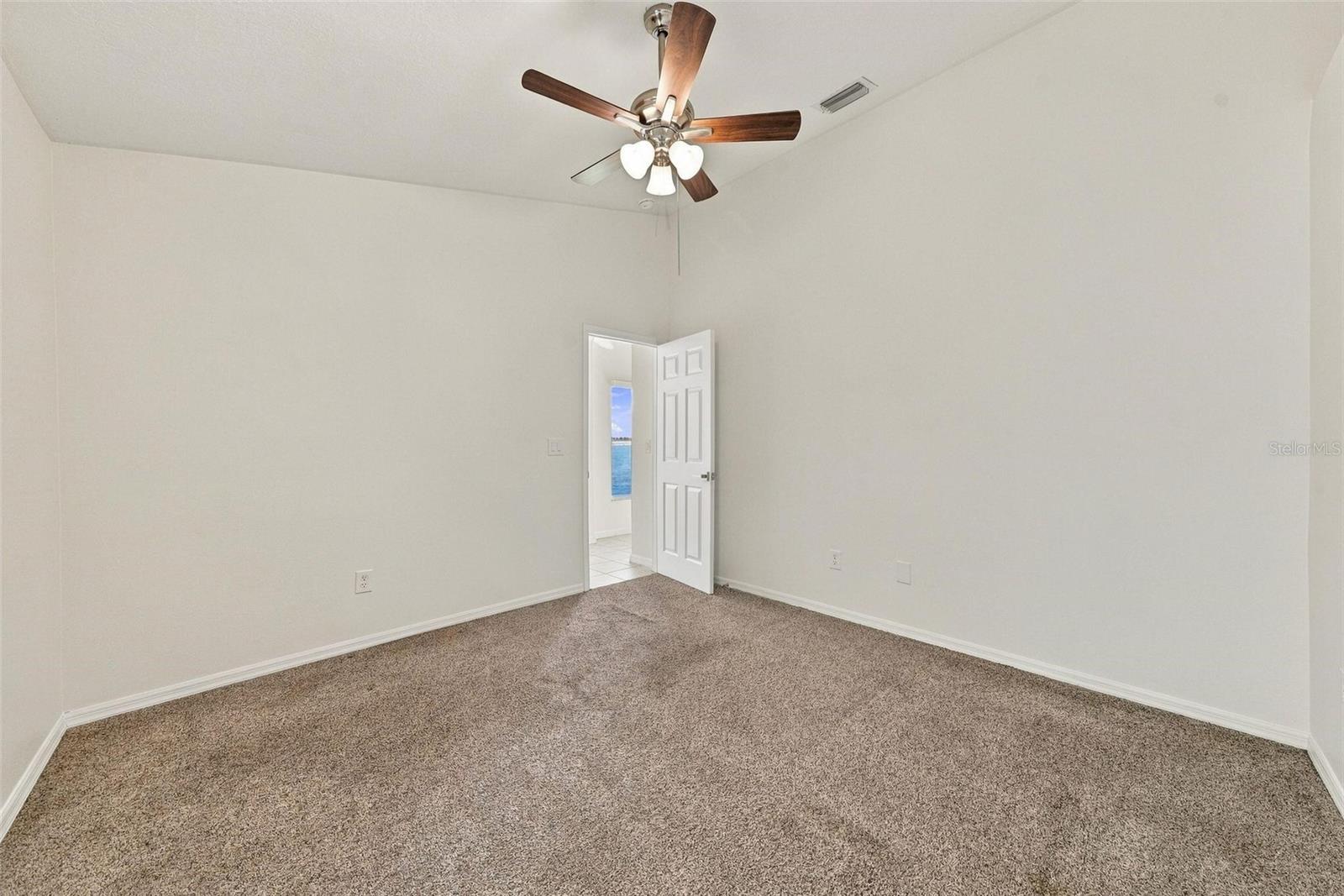 1822 MIRA LAGO CIRCLE, Ruskin, FL 33570