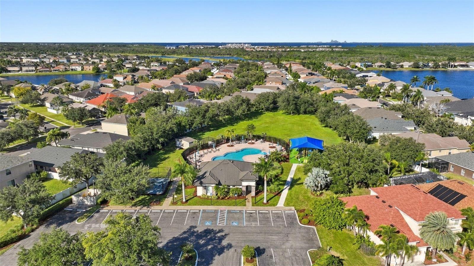 1822 MIRA LAGO CIRCLE, Ruskin, FL 33570