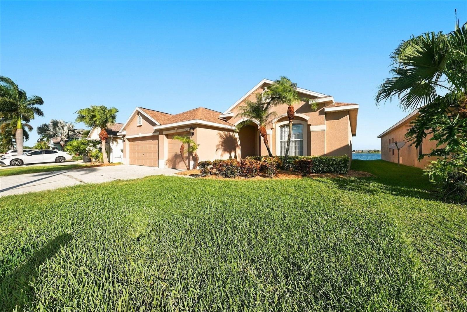 1822 MIRA LAGO CIRCLE, Ruskin, FL 33570