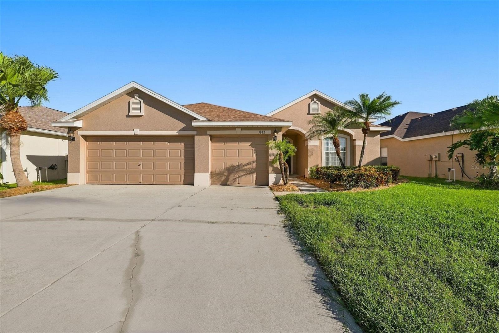 1822 MIRA LAGO CIRCLE, Ruskin, FL 33570
