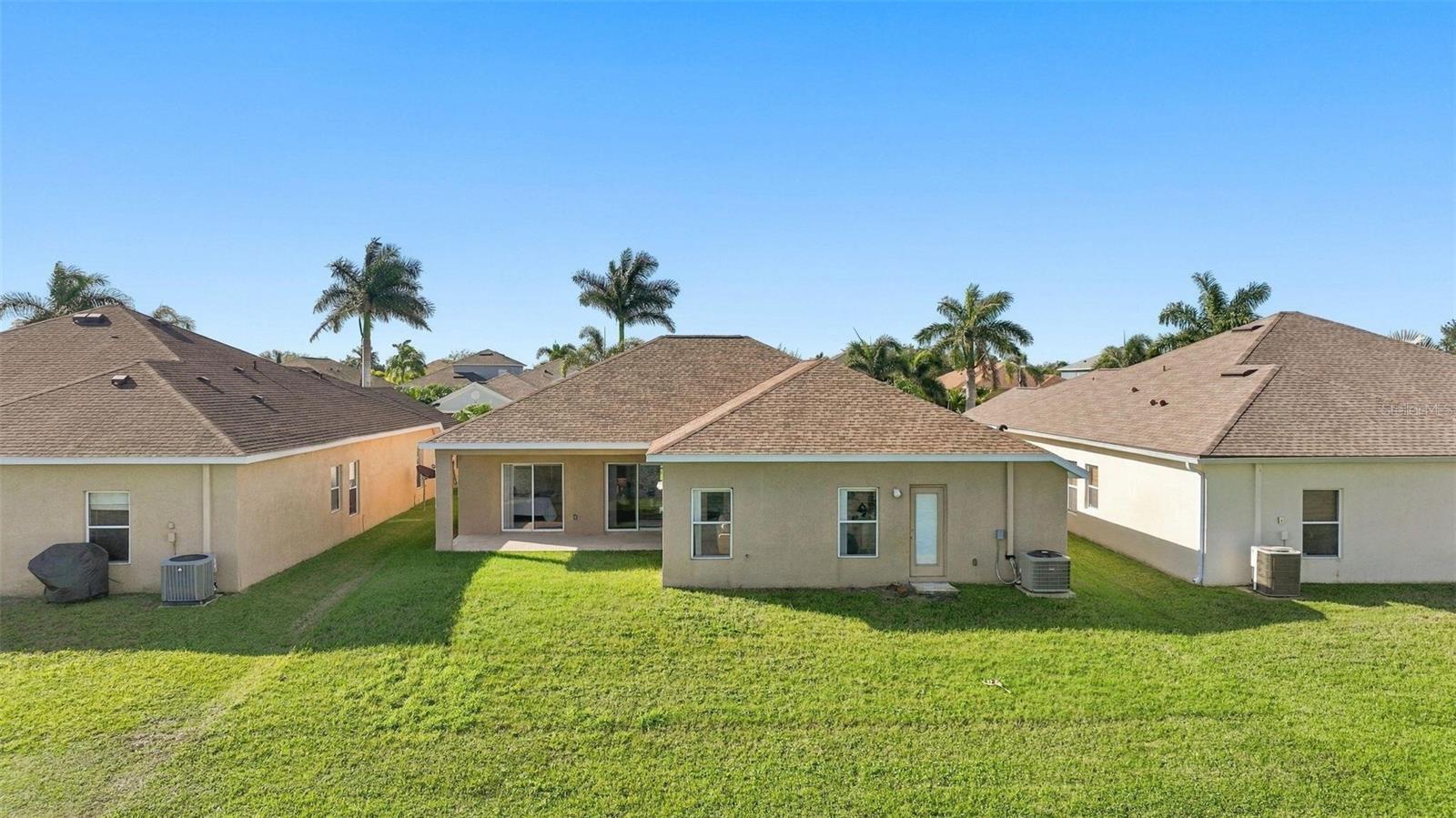 1822 MIRA LAGO CIRCLE, Ruskin, FL 33570