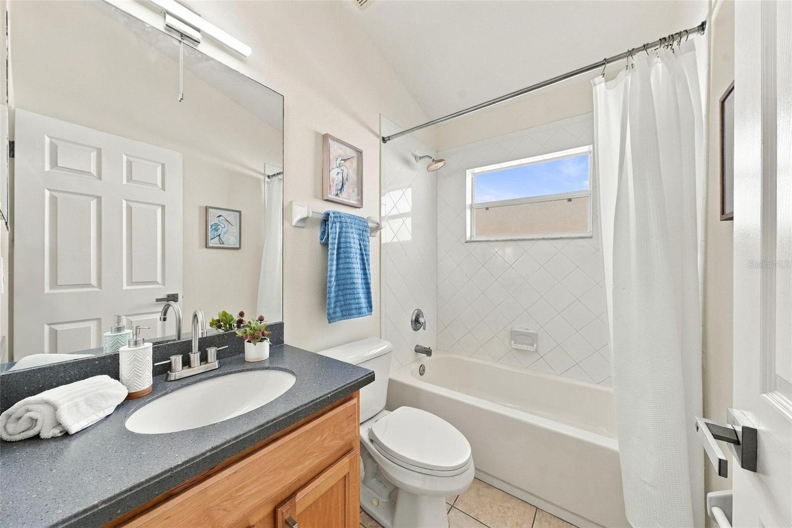 1822 MIRA LAGO CIRCLE, Ruskin, FL 33570