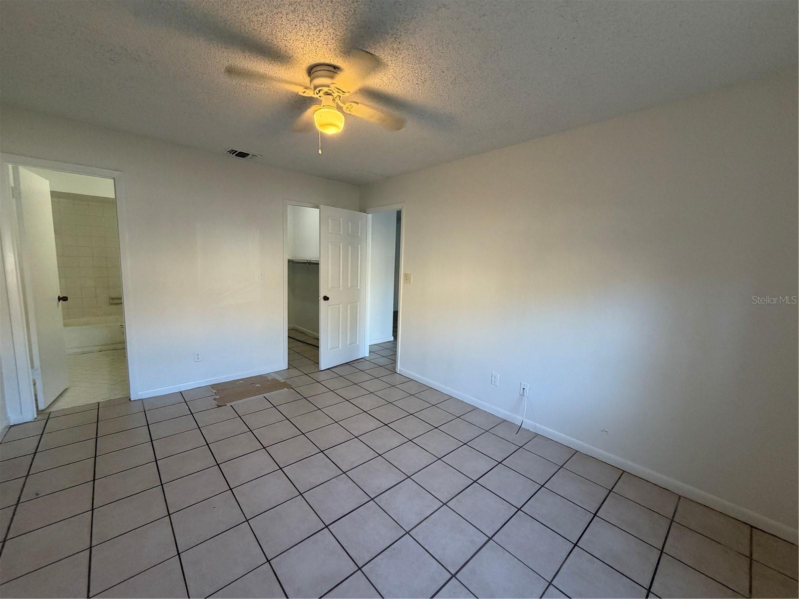 5225 VIA HACIENDA CIRCLE, #B114, Orlando, FL 32839