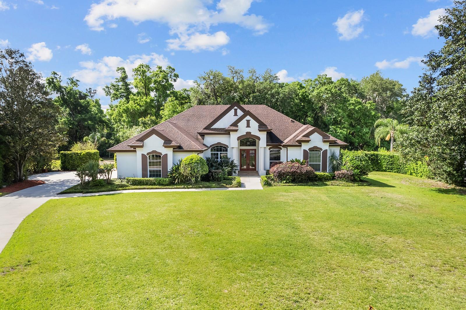 8359 GREY BARK COURT, Sanford, FL 32771 8359 GREY BARK COURT, Sanford, FL 32771