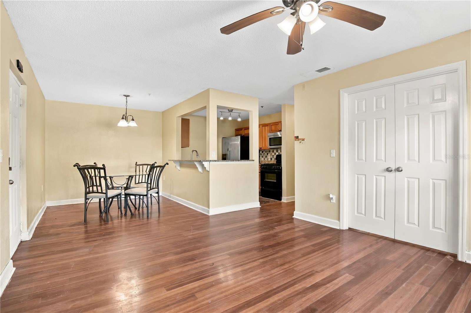2031 DIXIE BELLE DRIVE, #2031M, Orlando, FL 32812 2031 DIXIE BELLE DRIVE, #2031M, Orlando, FL 32812