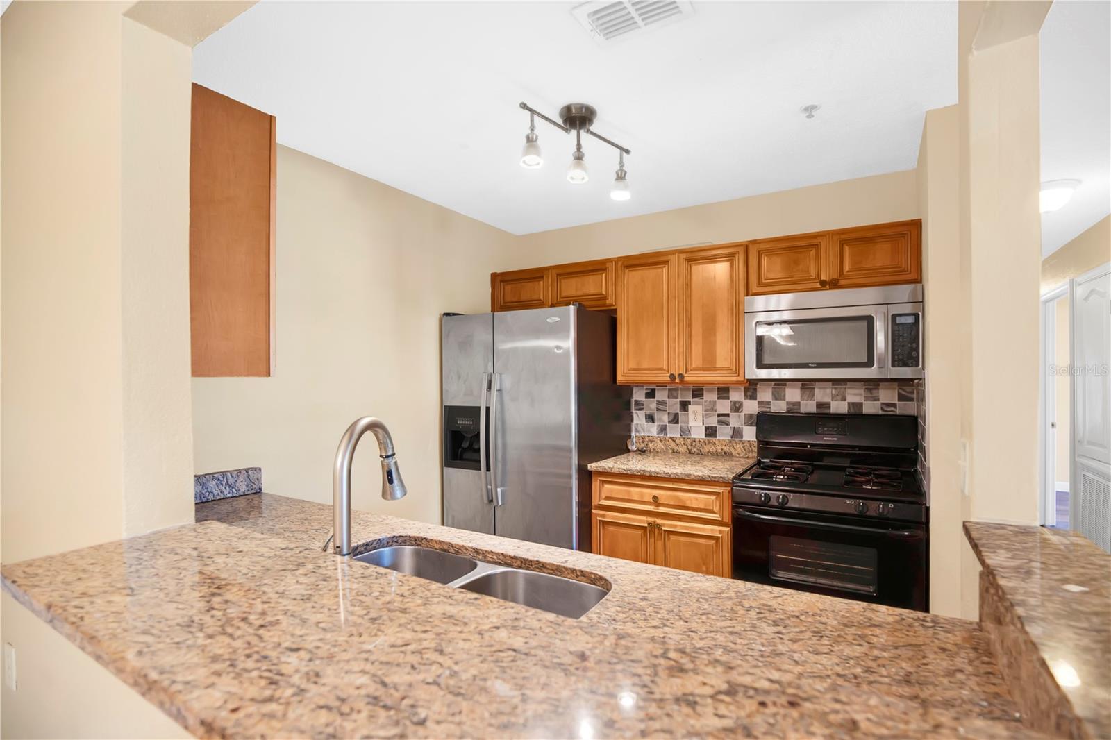 2031 DIXIE BELLE DRIVE, #2031M, Orlando, FL 32812
