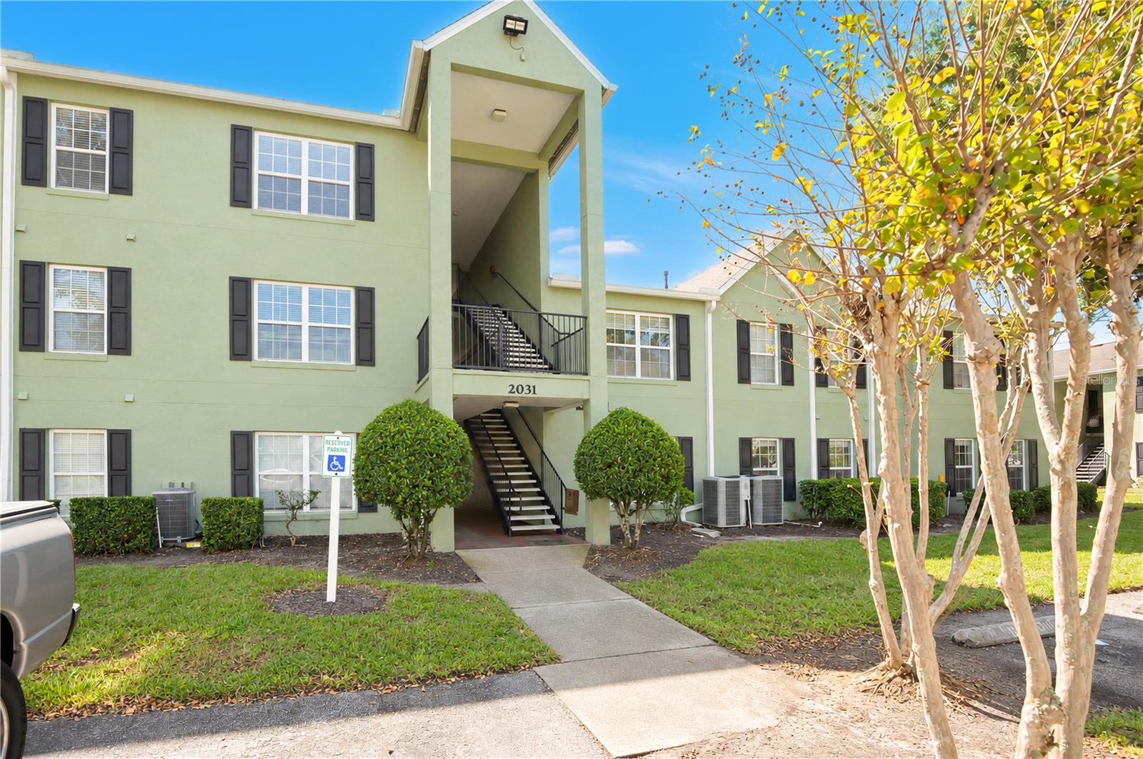 2031 DIXIE BELLE DRIVE, #2031M, Orlando, FL 32812 2031 DIXIE BELLE DRIVE, #2031M, Orlando, FL 32812