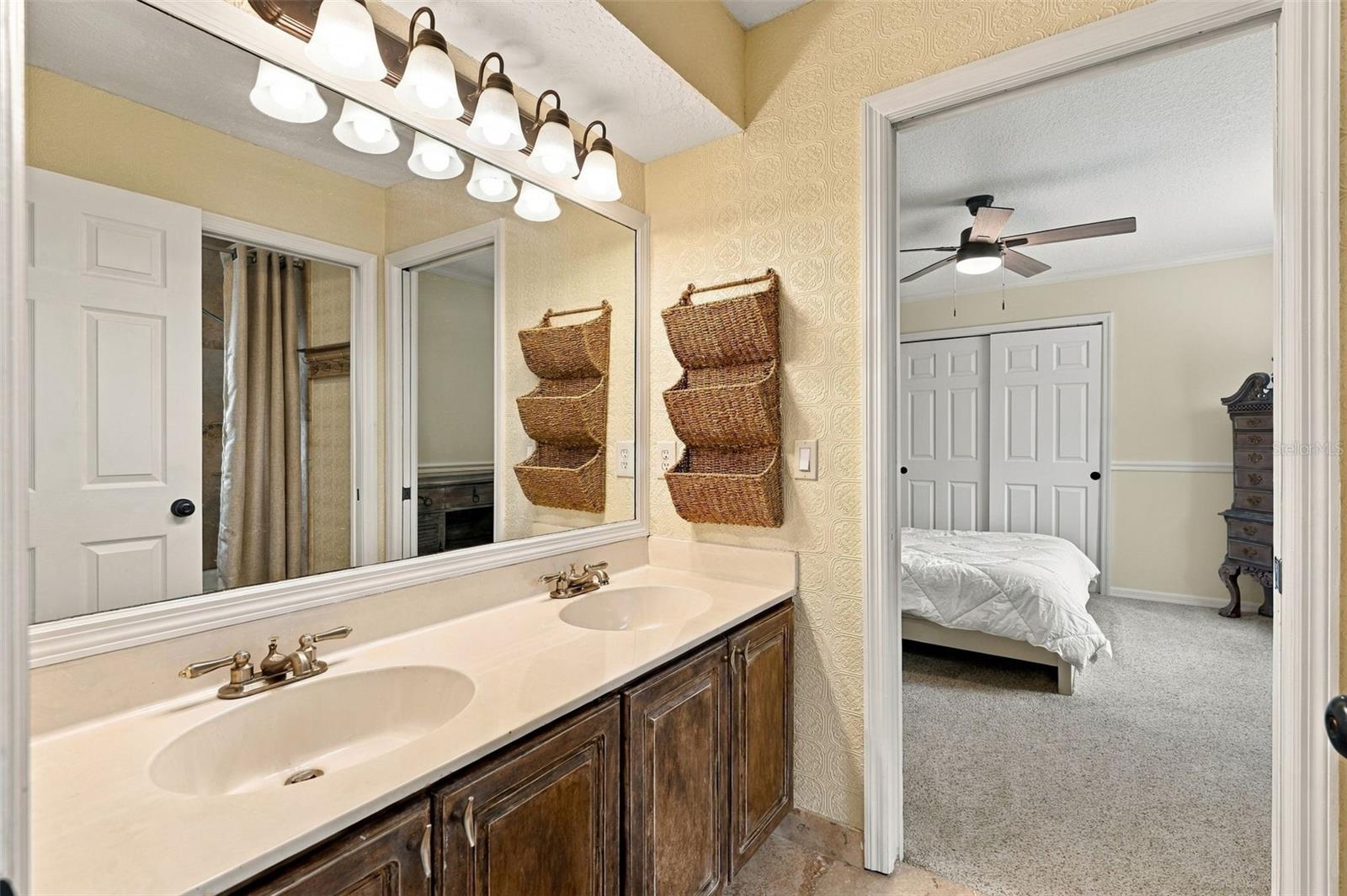 8426 DIAMOND COVE CIRCLE, Orlando, FL 32836