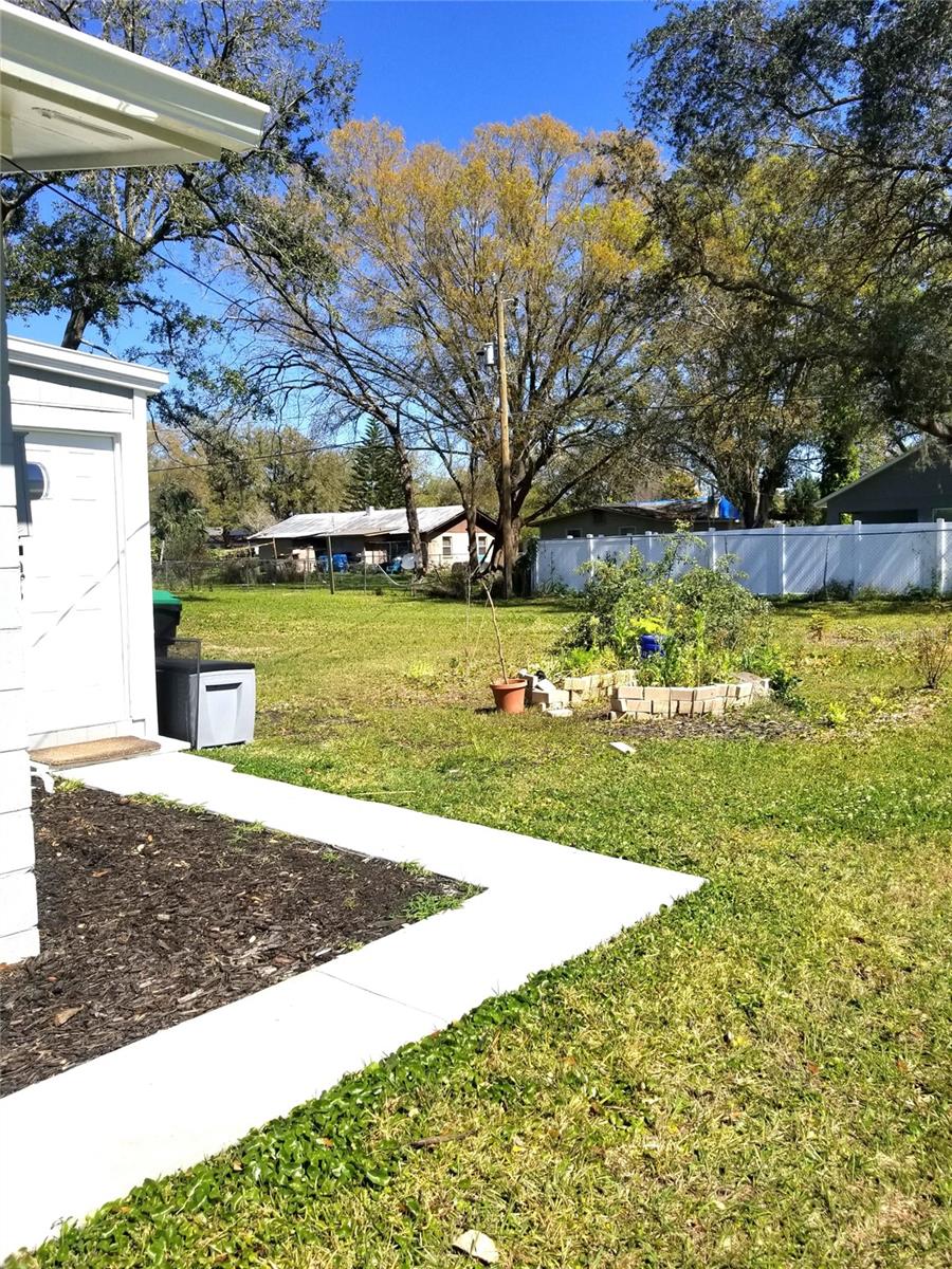 721 FOSTER AVENUE, Winter Garden, FL 34787