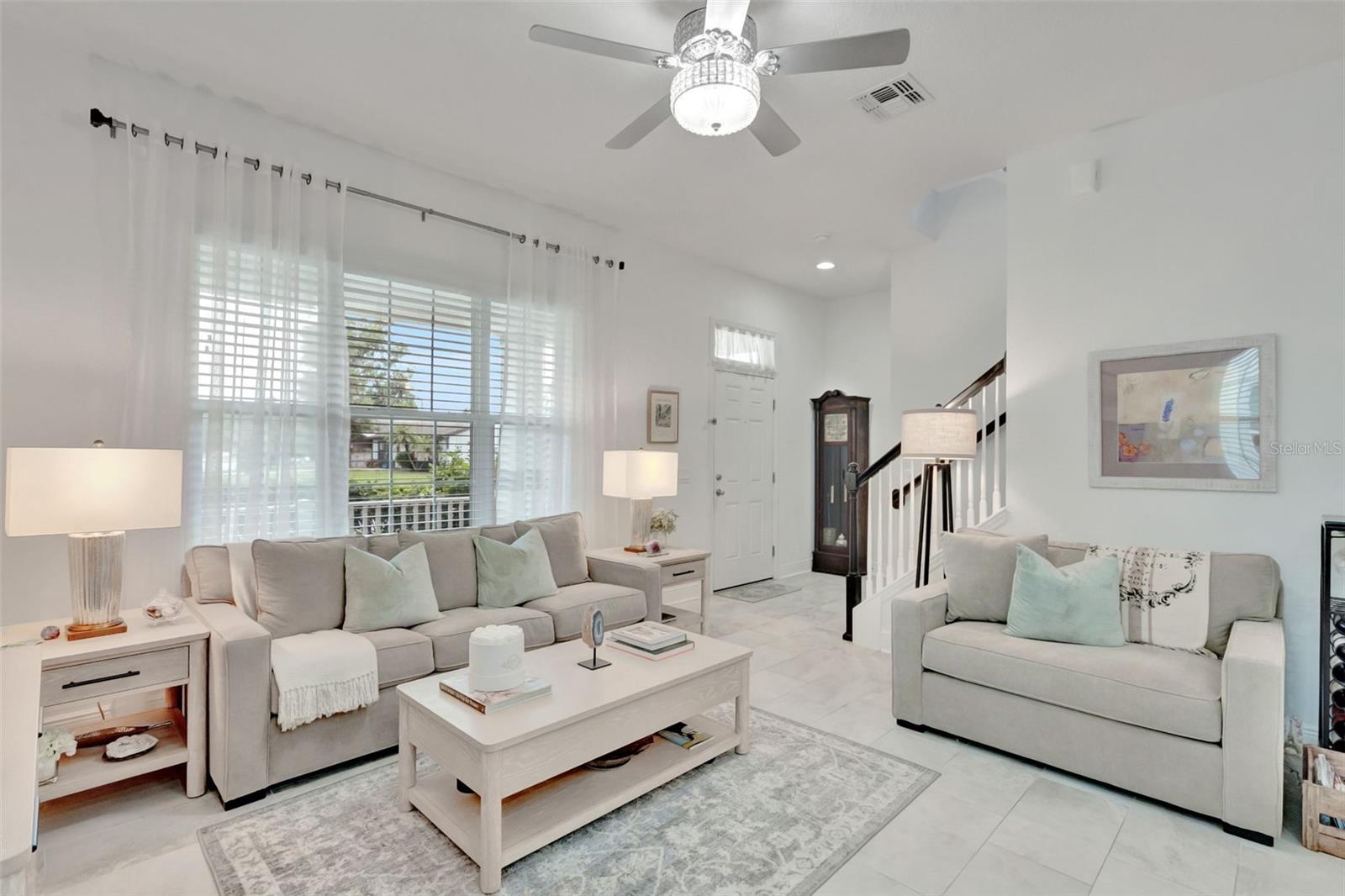 4892 BEACH BOULEVARD, Orlando, FL 32803