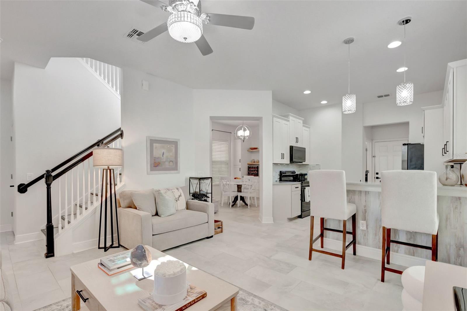 4892 BEACH BOULEVARD, Orlando, FL 32803