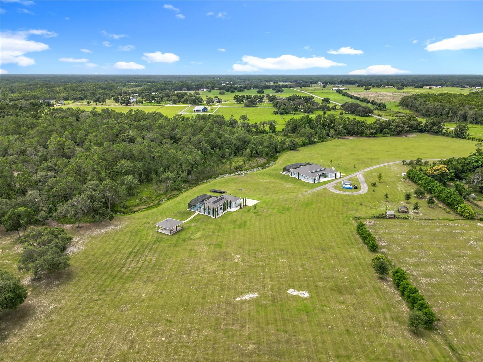 10220 BAY LAKE ROAD, Groveland, FL 34736