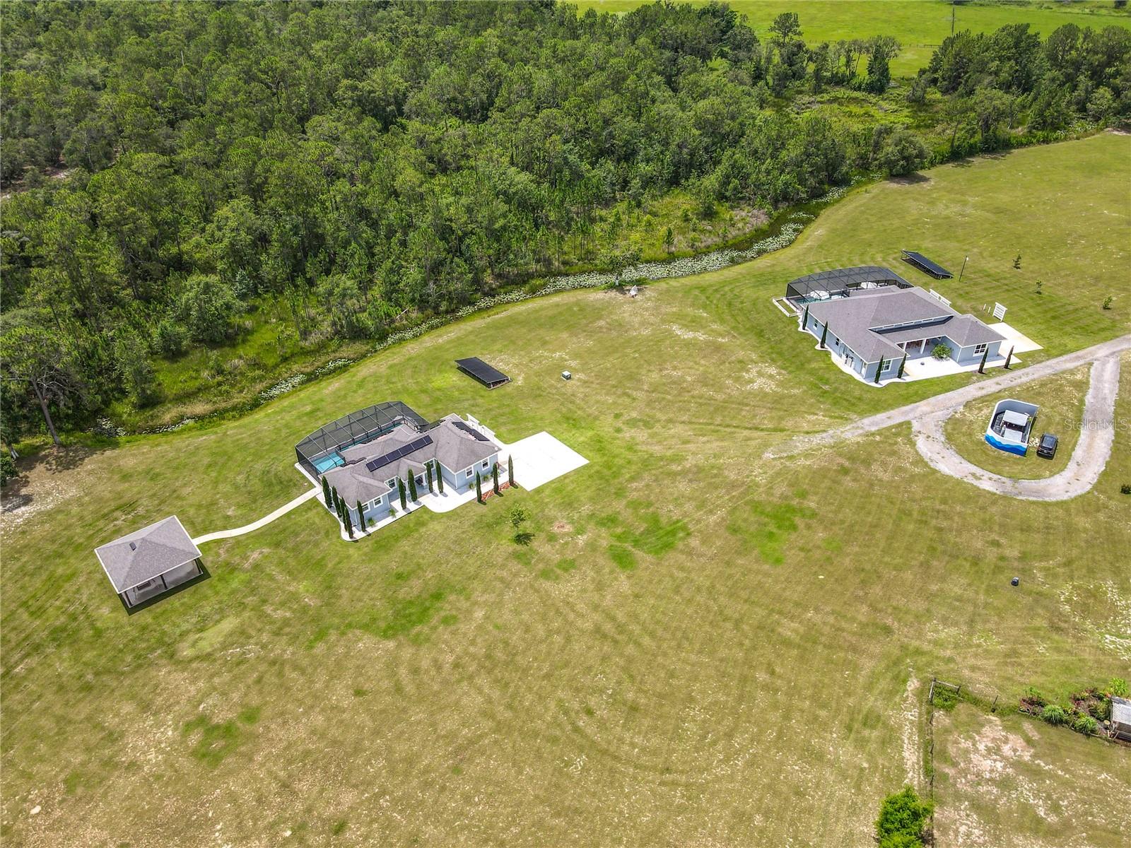 10220 BAY LAKE ROAD, Groveland, FL 34736