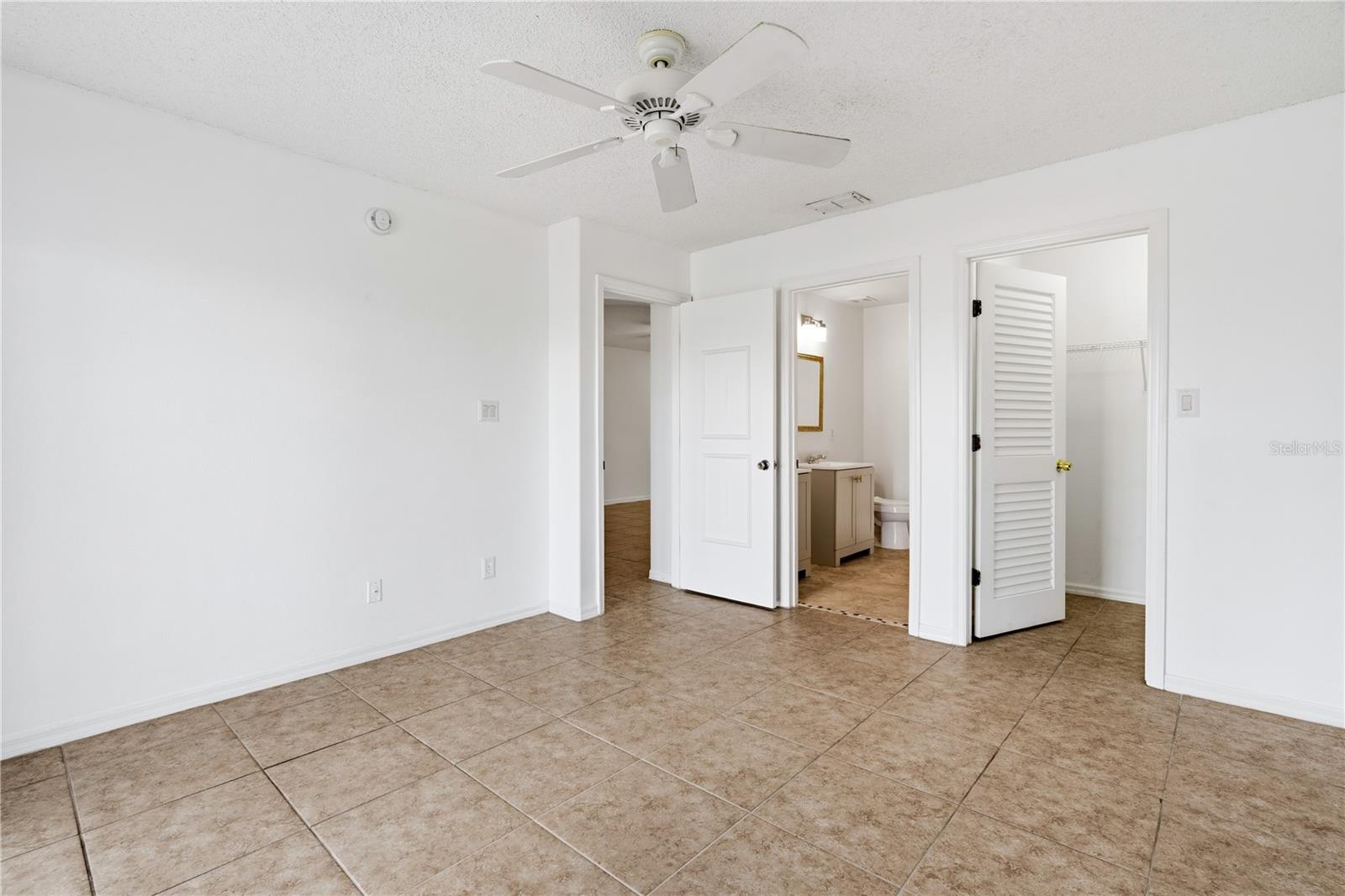 2824 OSPREY COVE PLACE, #102, Kissimmee, FL 34746