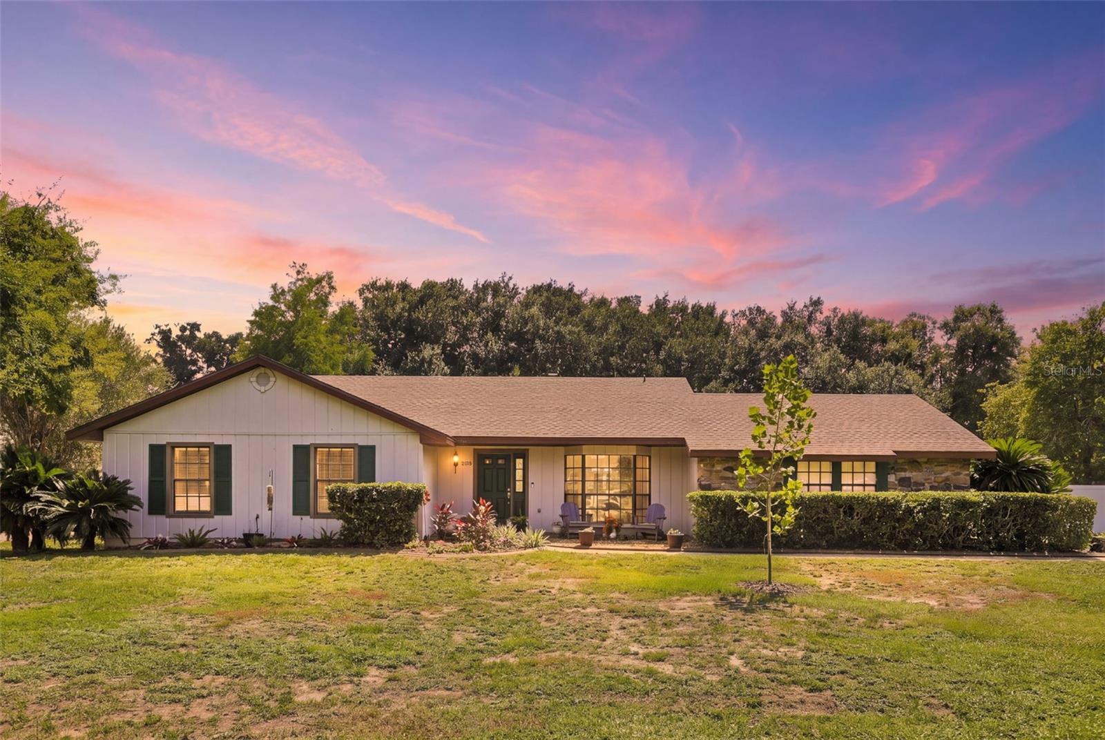 2460 E CROOKED LAKE CLUB BOULEVARD, Eustis, FL 32726