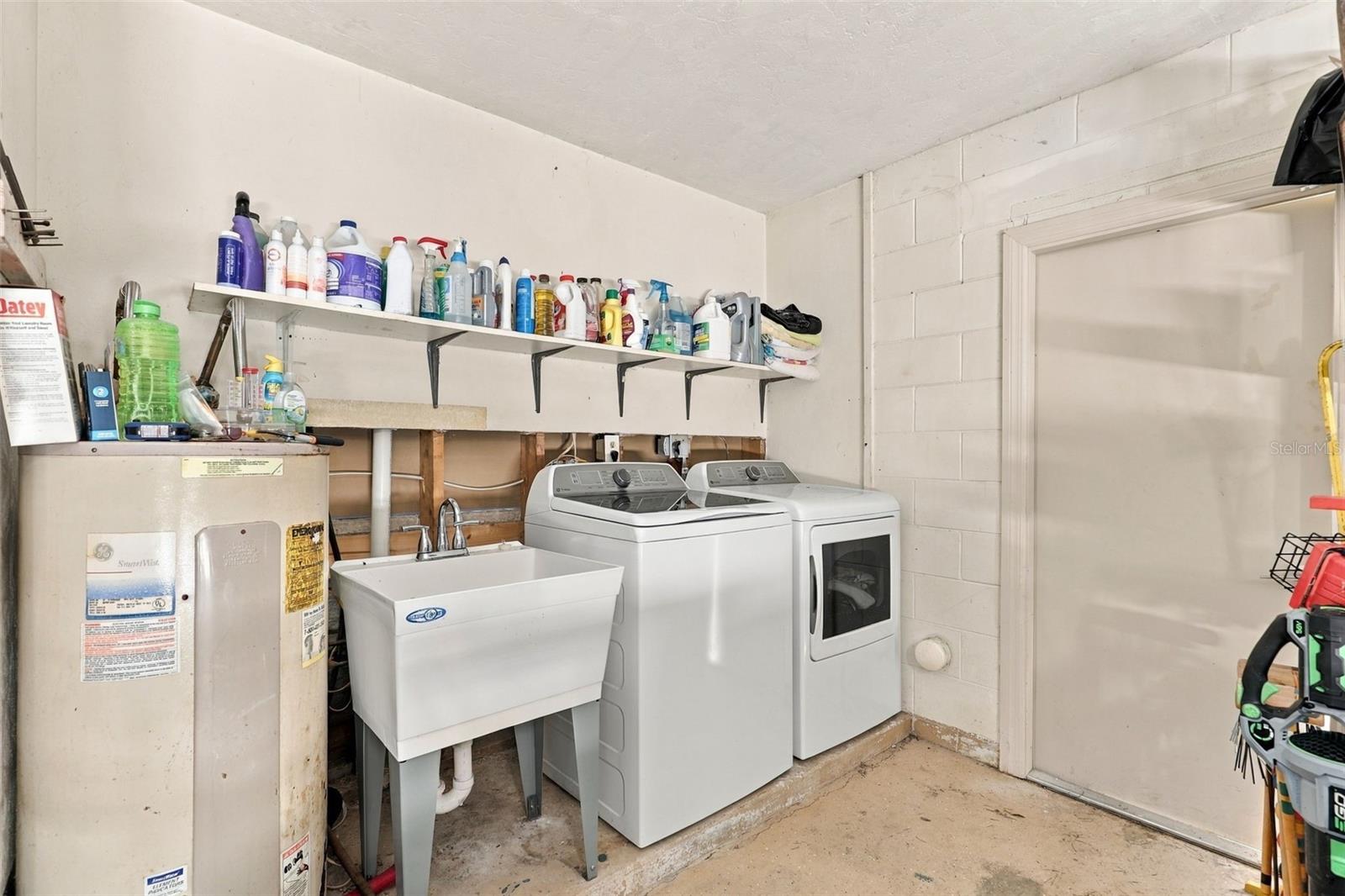 2460 E CROOKED LAKE CLUB BOULEVARD, Eustis, FL 32726