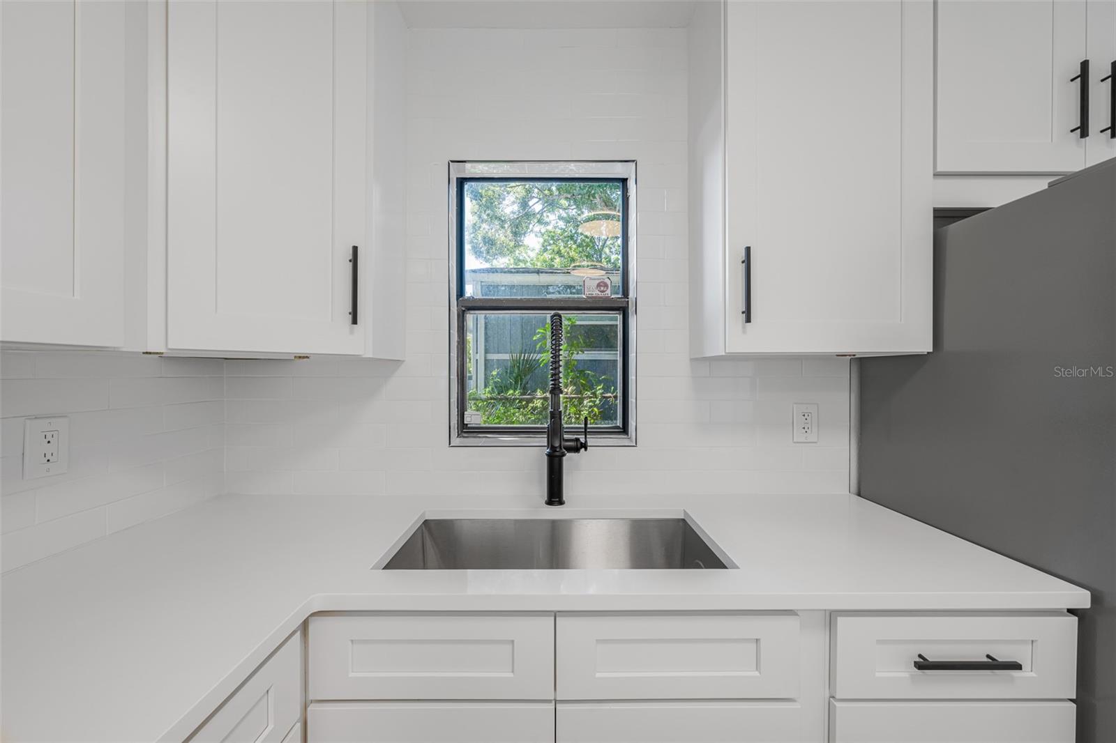 4527 13TH AVENUE S, St Petersburg, FL 33711