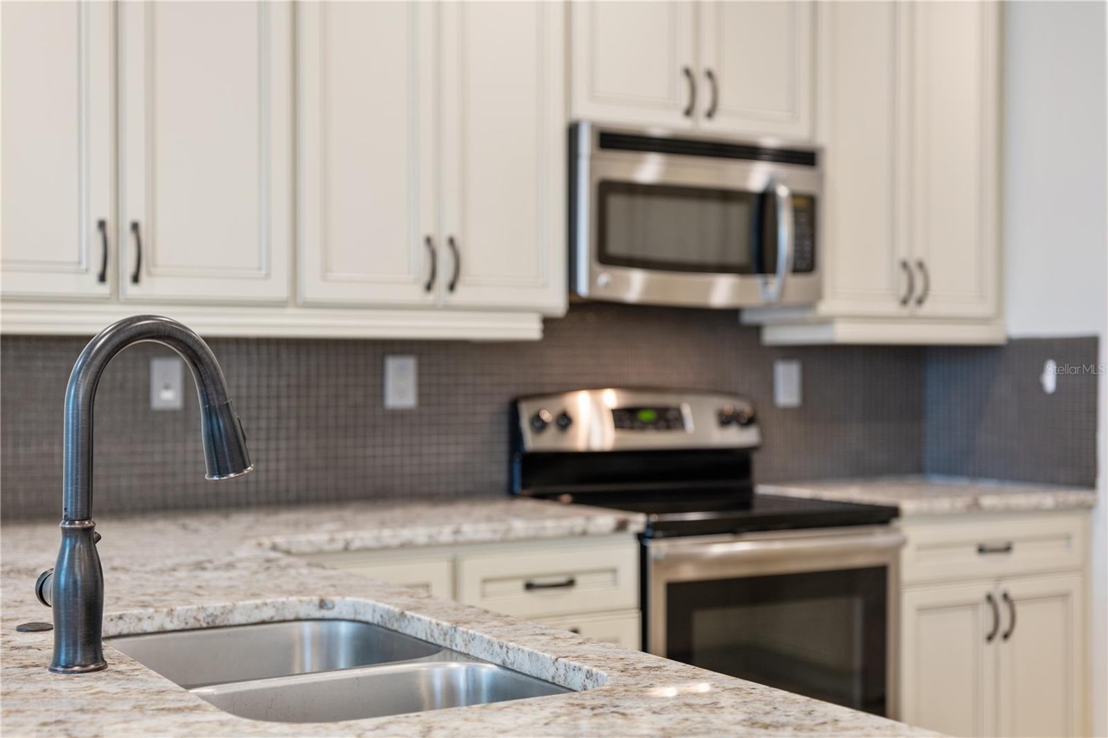 1886 PIEDMONT PLACE, Lake Mary, FL 32746
